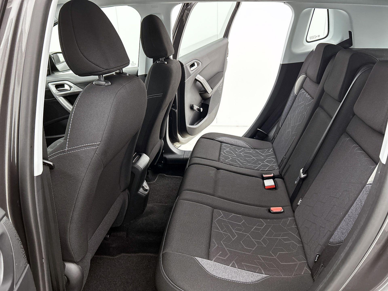 Peugeot 2008 SUV Blue Lion 110pk | Lage kilometerstand! | 100% — photo 15