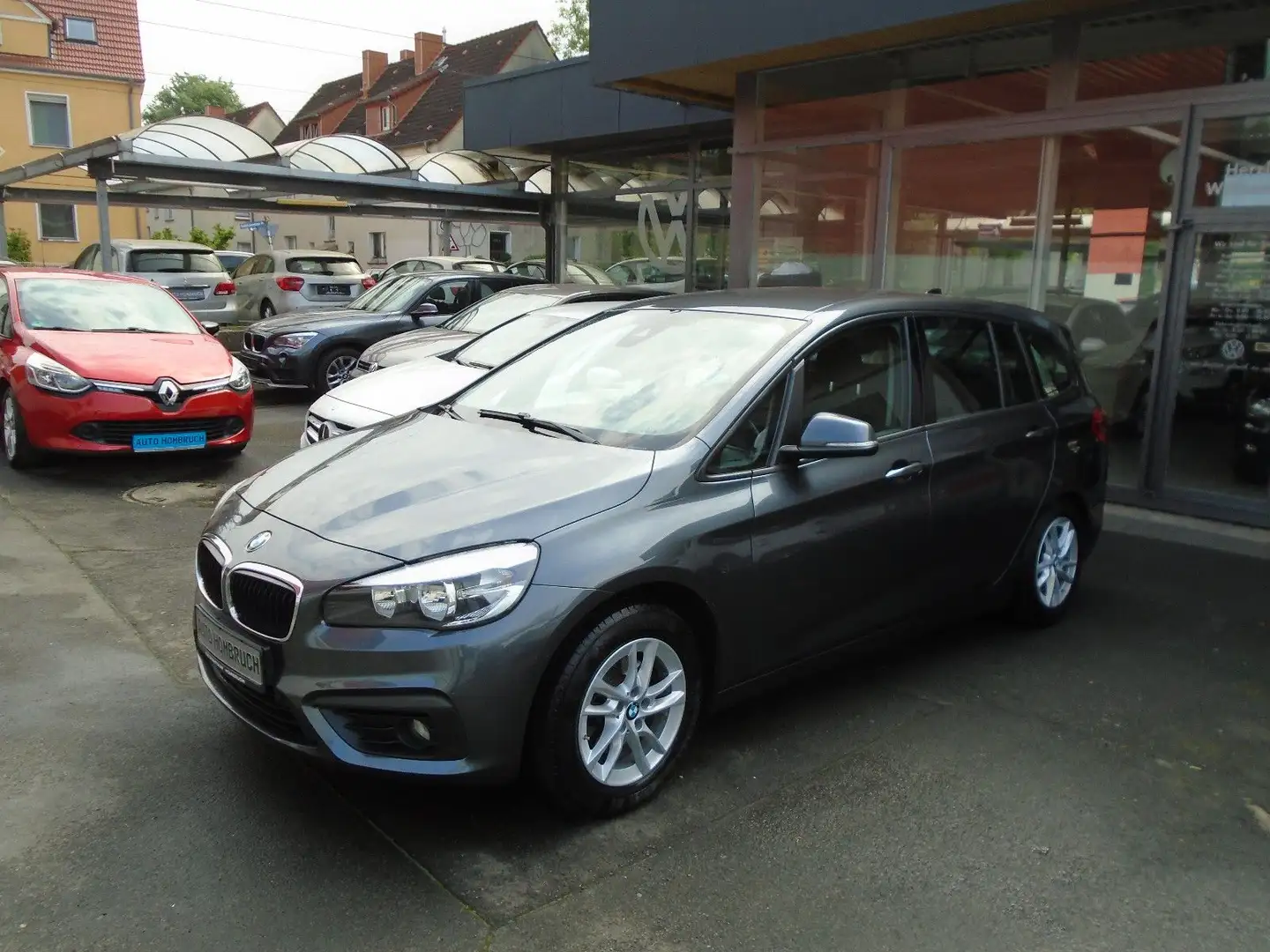 BMW 216 216d Advantage Schwarz - 1