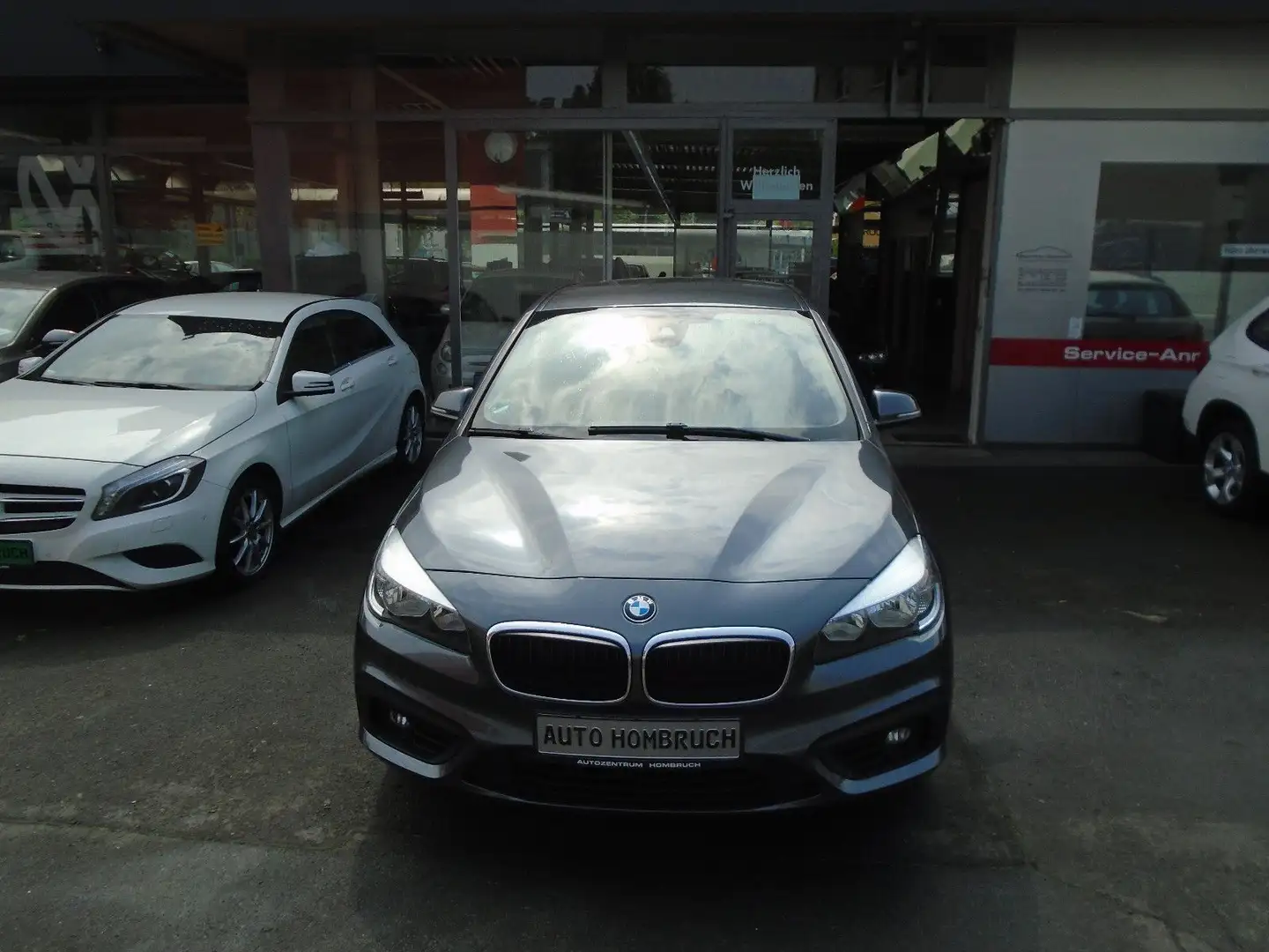 BMW 216 216d Advantage Schwarz - 2