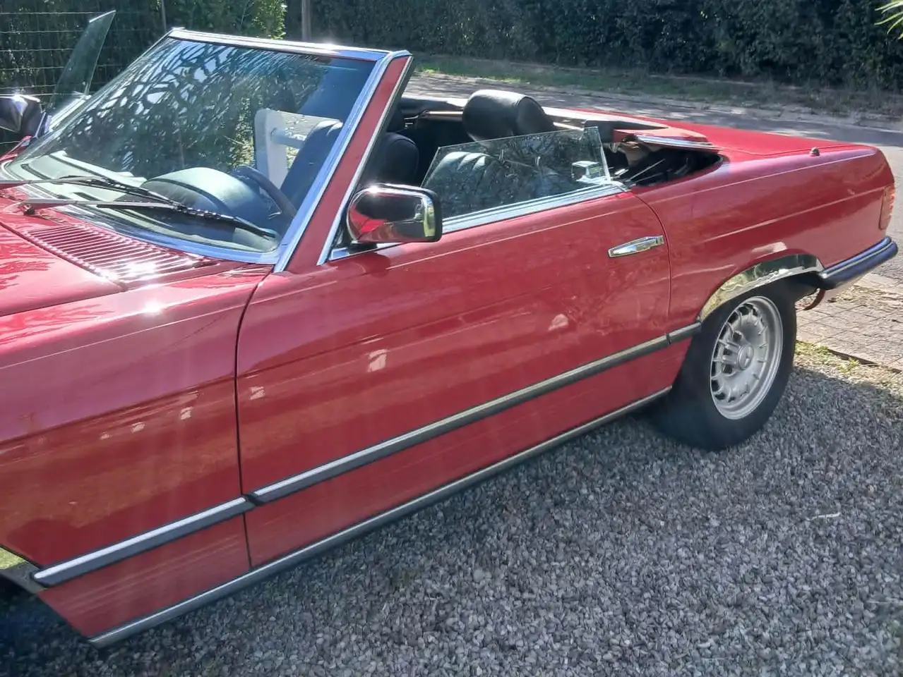 Mercedes-Benz SL 280, foto 3