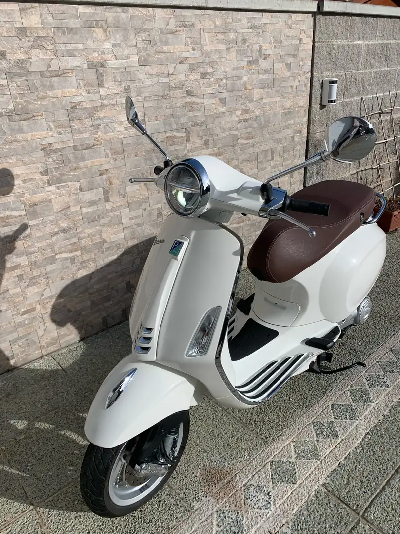 Piaggio Primavera Bianco - 2