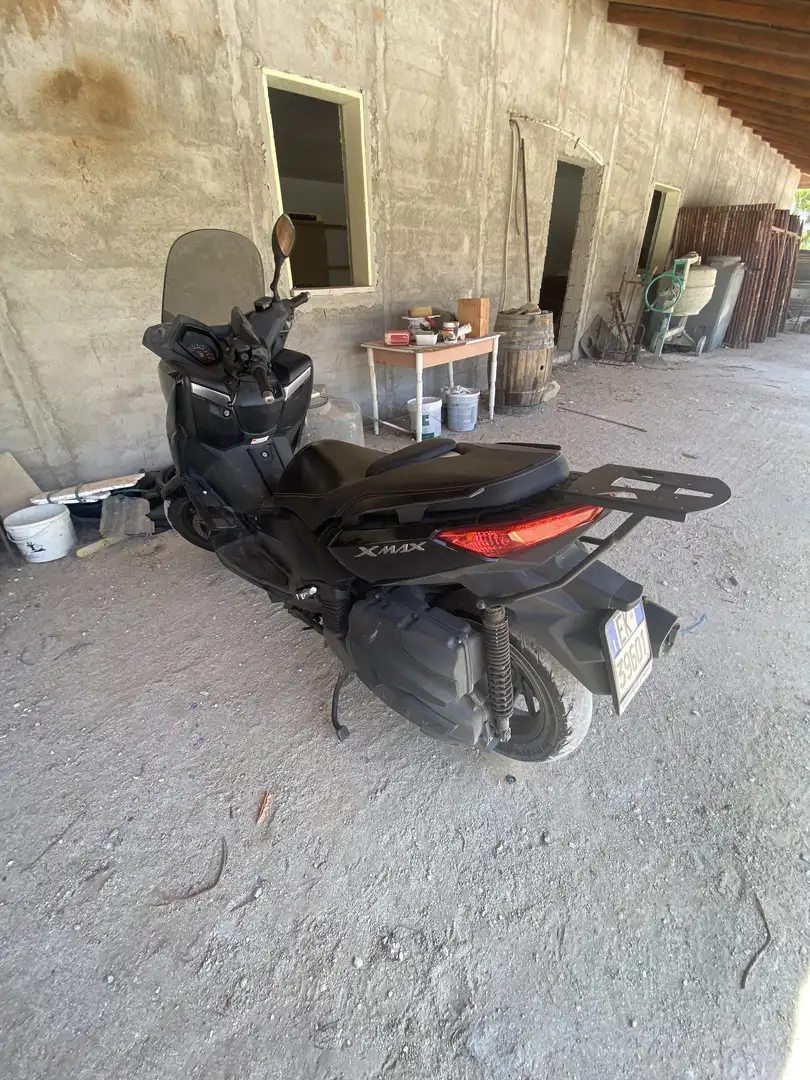 Yamaha X-Max 400 - 2