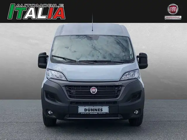 Fiat Ducato view 4
