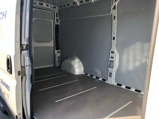 Fiat Ducato view 8