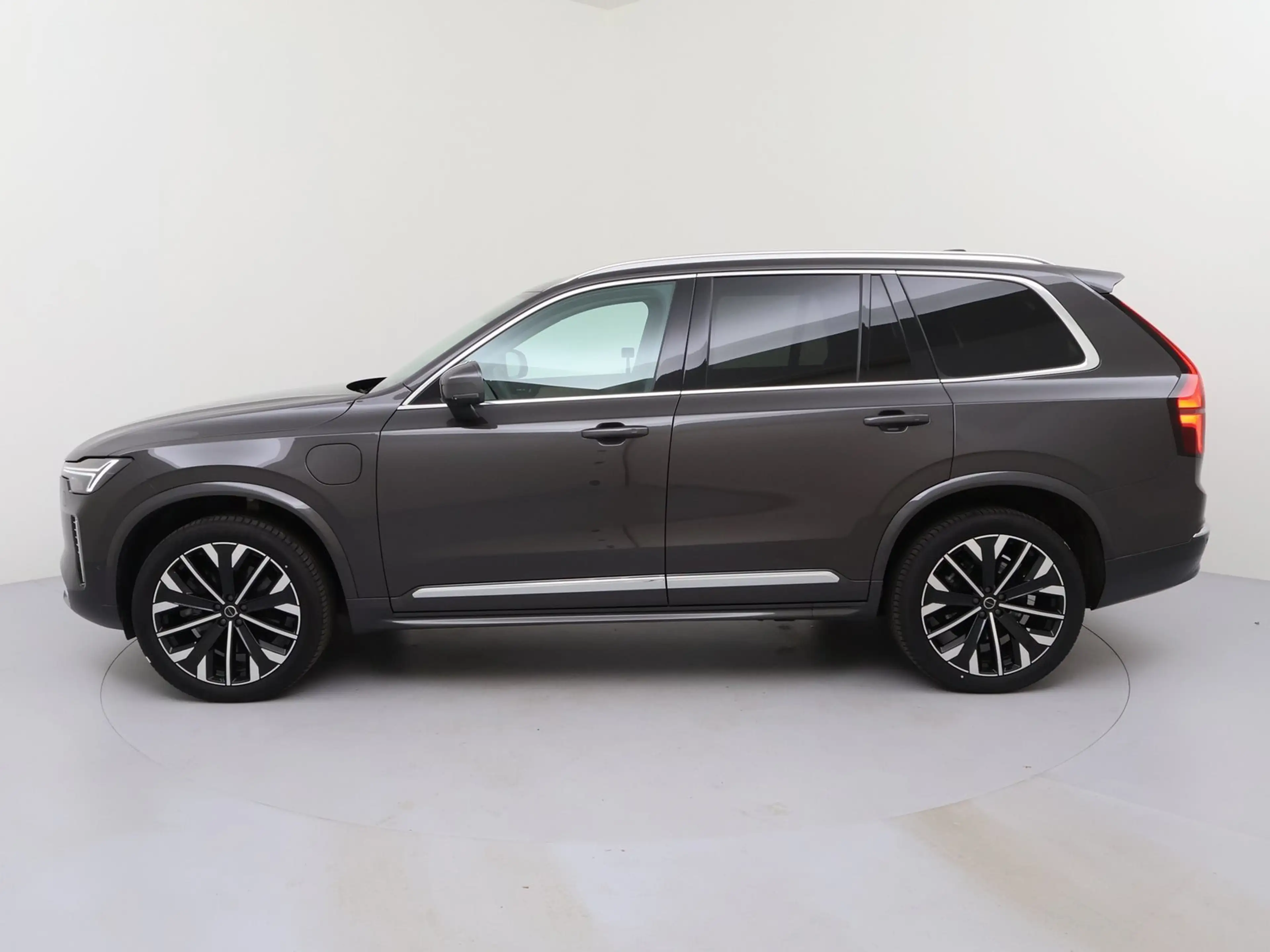 Volvo XC90 T8 Plus Bright AWD — photo 8