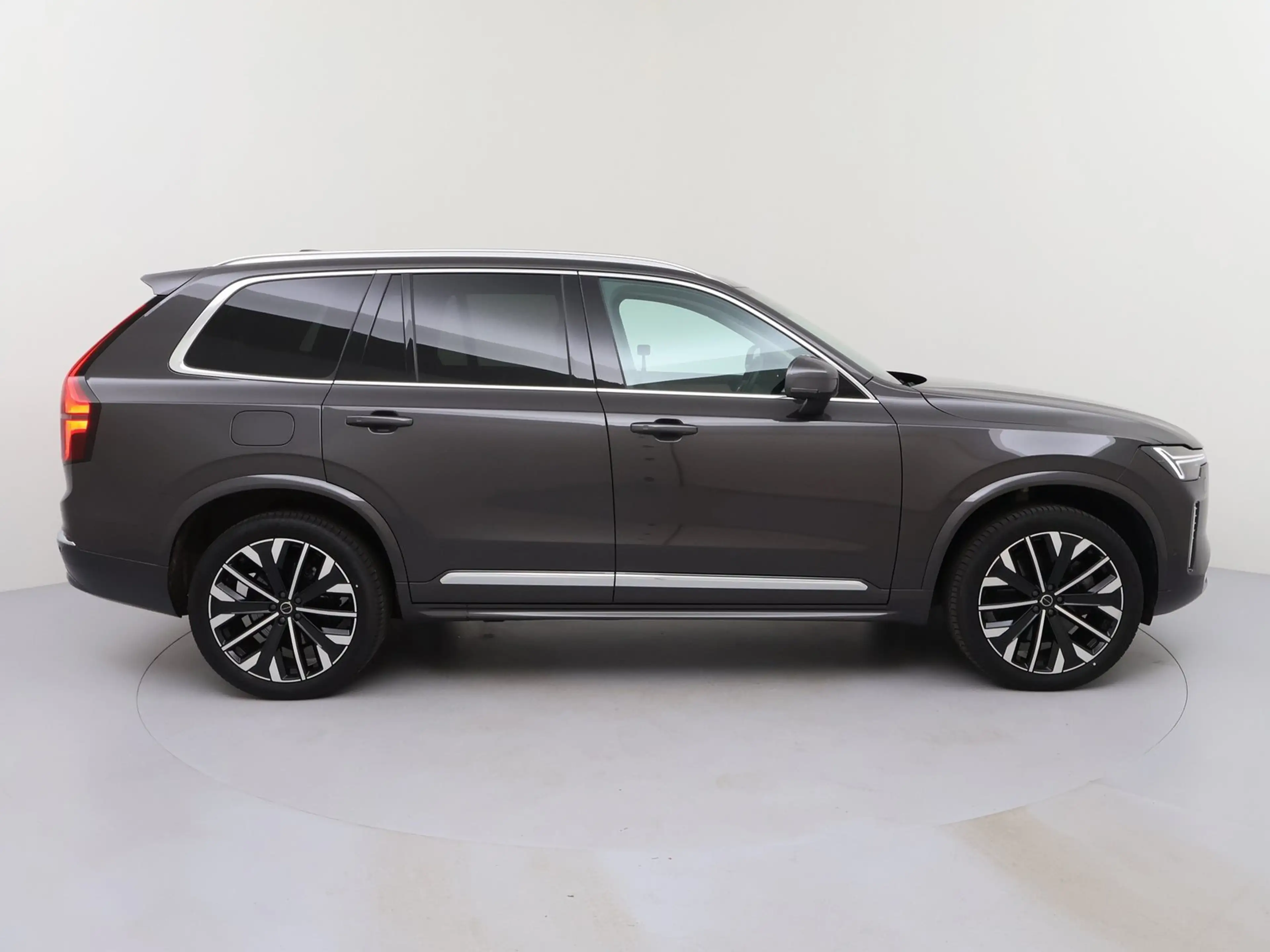 Volvo XC90 T8 Plus Bright AWD — photo 4