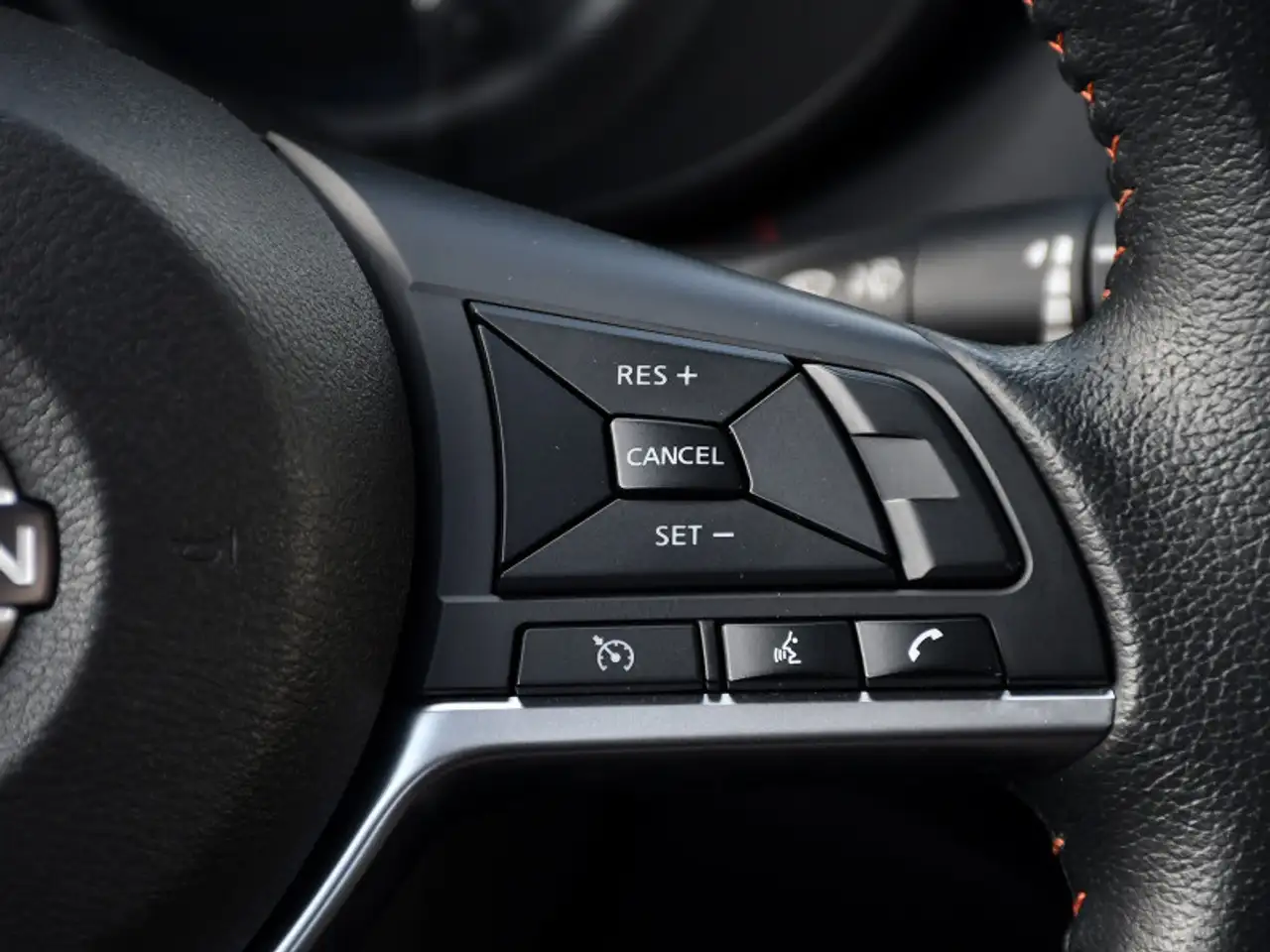 Nissan Versa снимка Nissan Versa