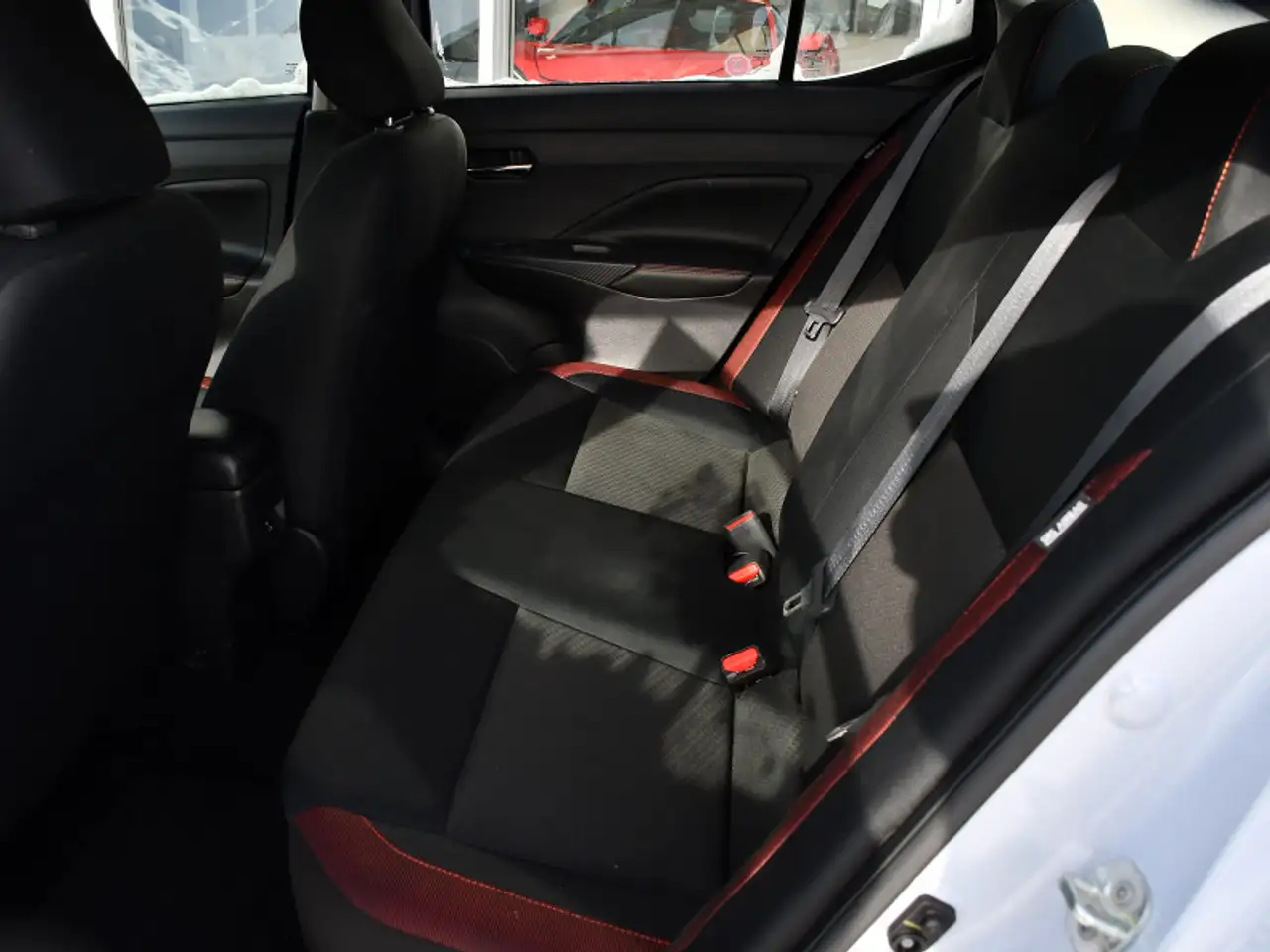 Nissan Versa снимка Nissan Versa