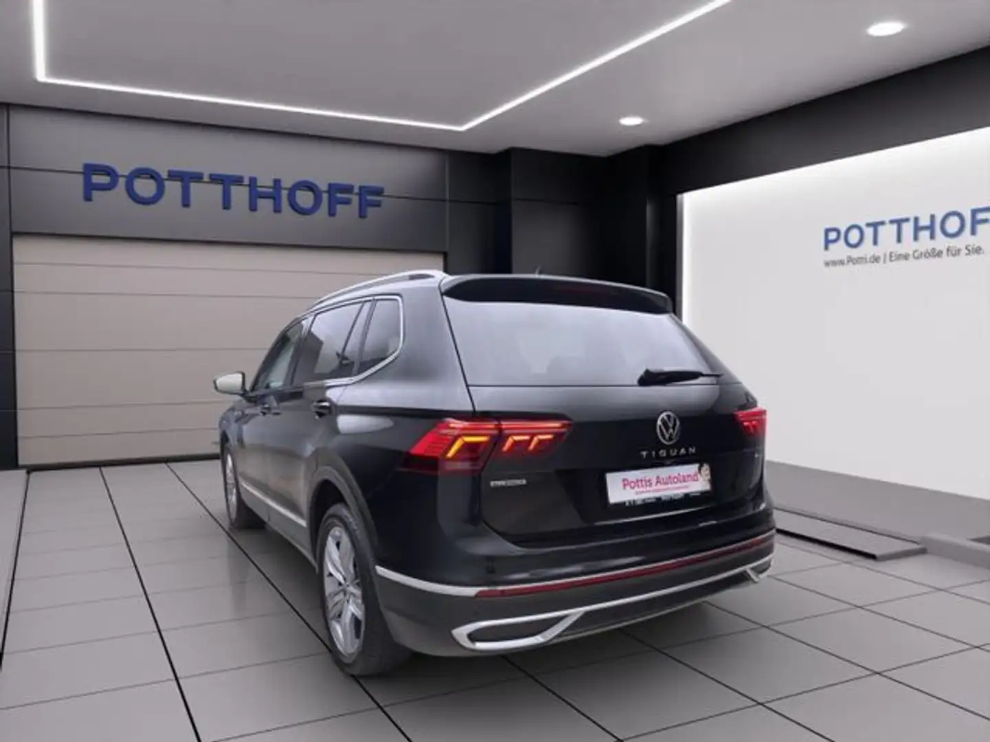 Volkswagen Tiguan Allspace 2.0 TDI DSG 4M ELEGANCE PANO STD Schwarz - 2