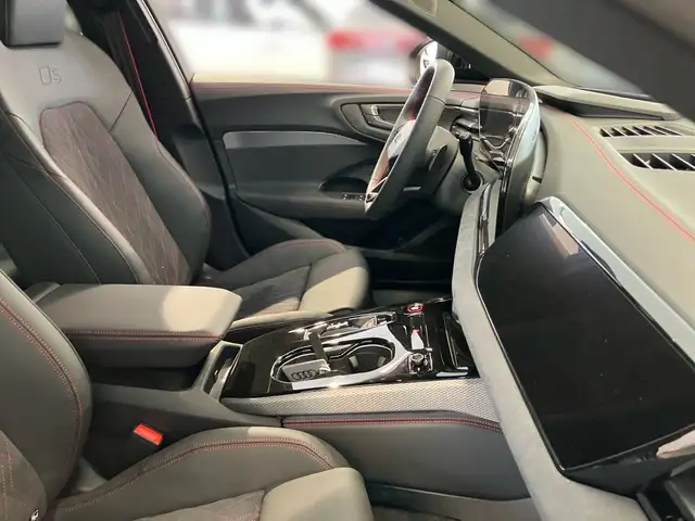 Audi A5 TFSI e-hybrid quattro 220 kW Ansicht 18