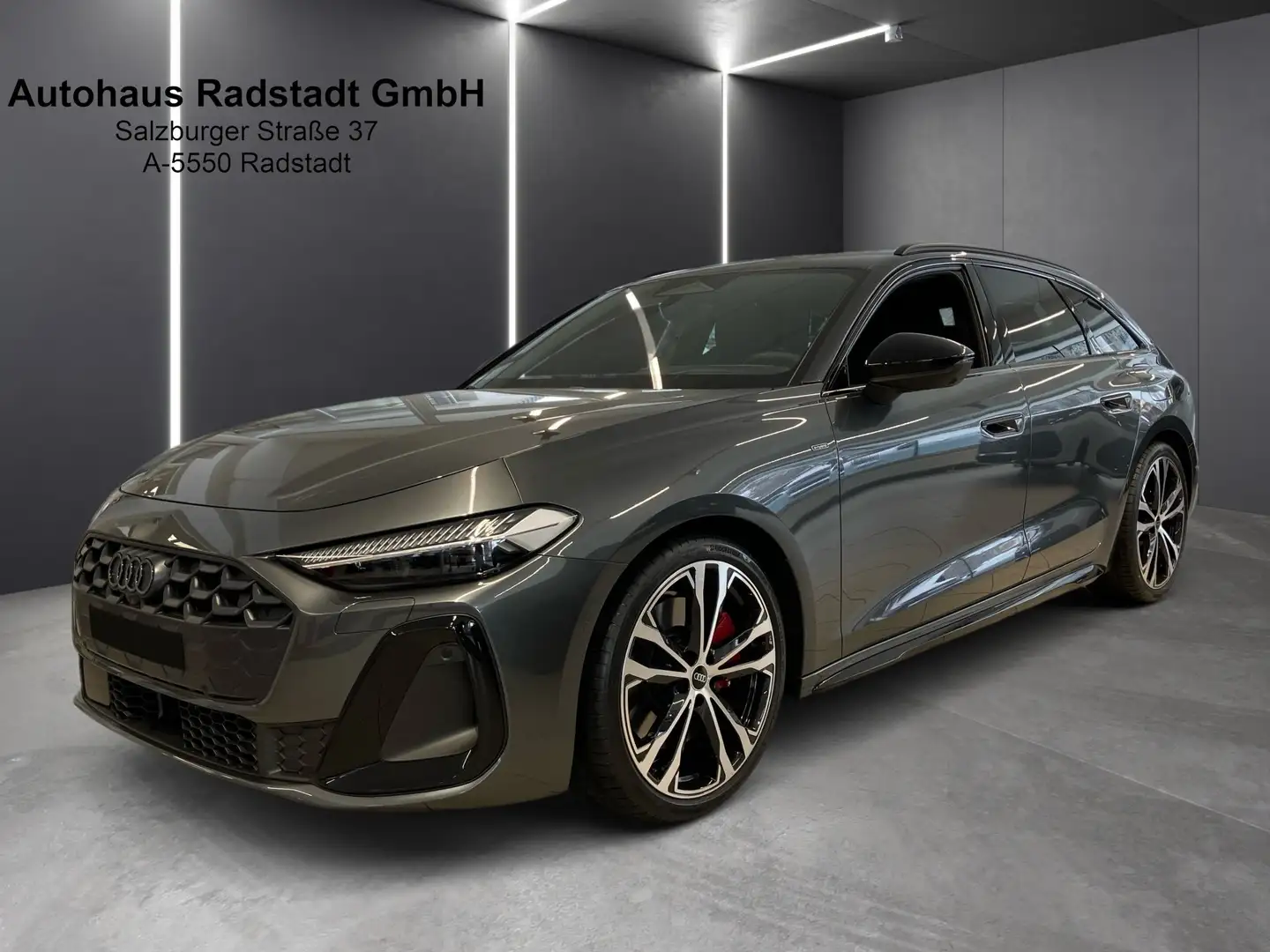 Audi A5 TFSI e-hybrid quattro 220 kW Grau - 1