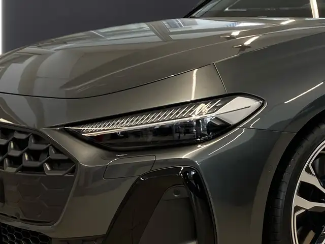 Audi A5 TFSI e-hybrid quattro 220 kW Ansicht 6