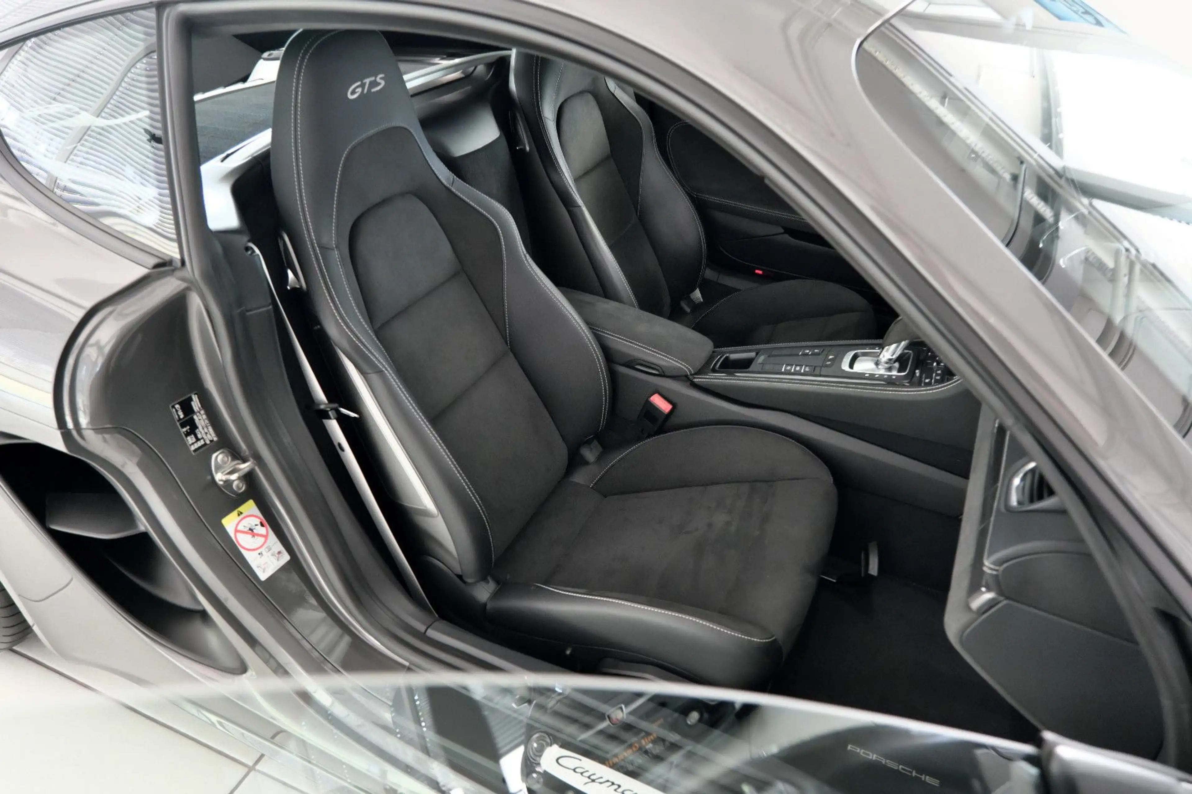 Porsche Cayman 4.0 GTS PDK Burmester GTS-Interieur DE-FZ — photo 15