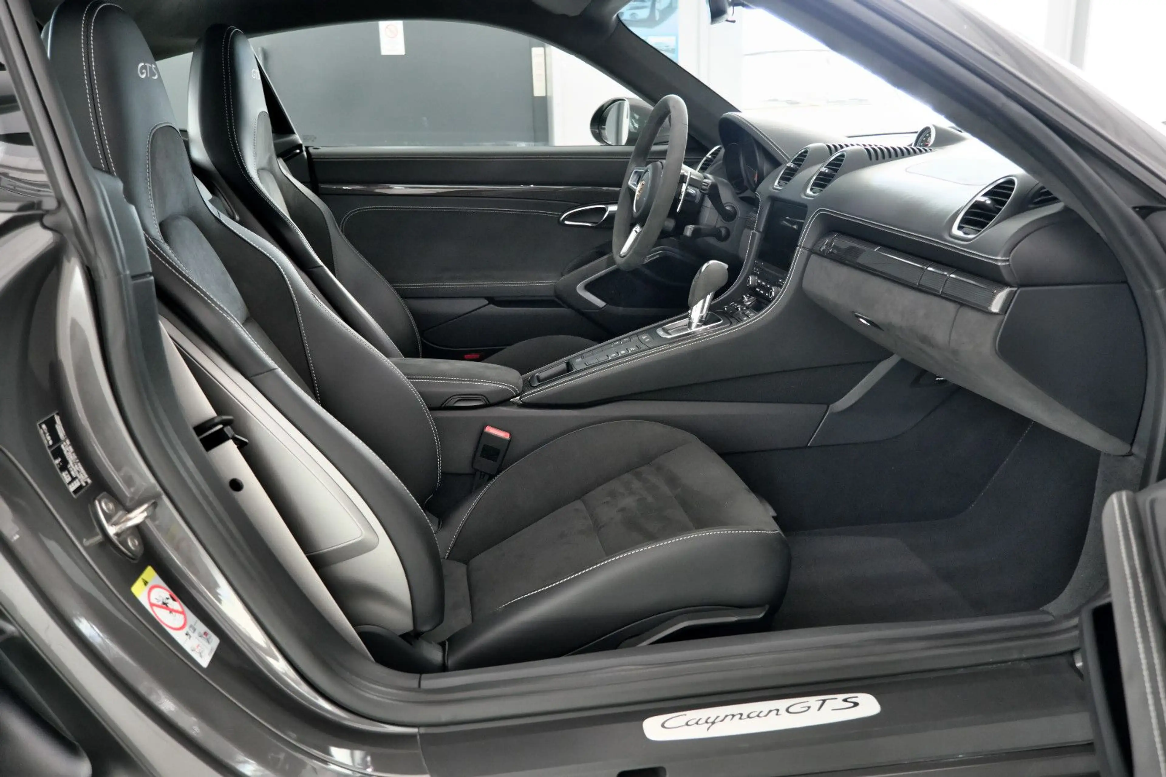 Porsche Cayman 4.0 GTS PDK Burmester GTS-Interieur DE-FZ — photo 14