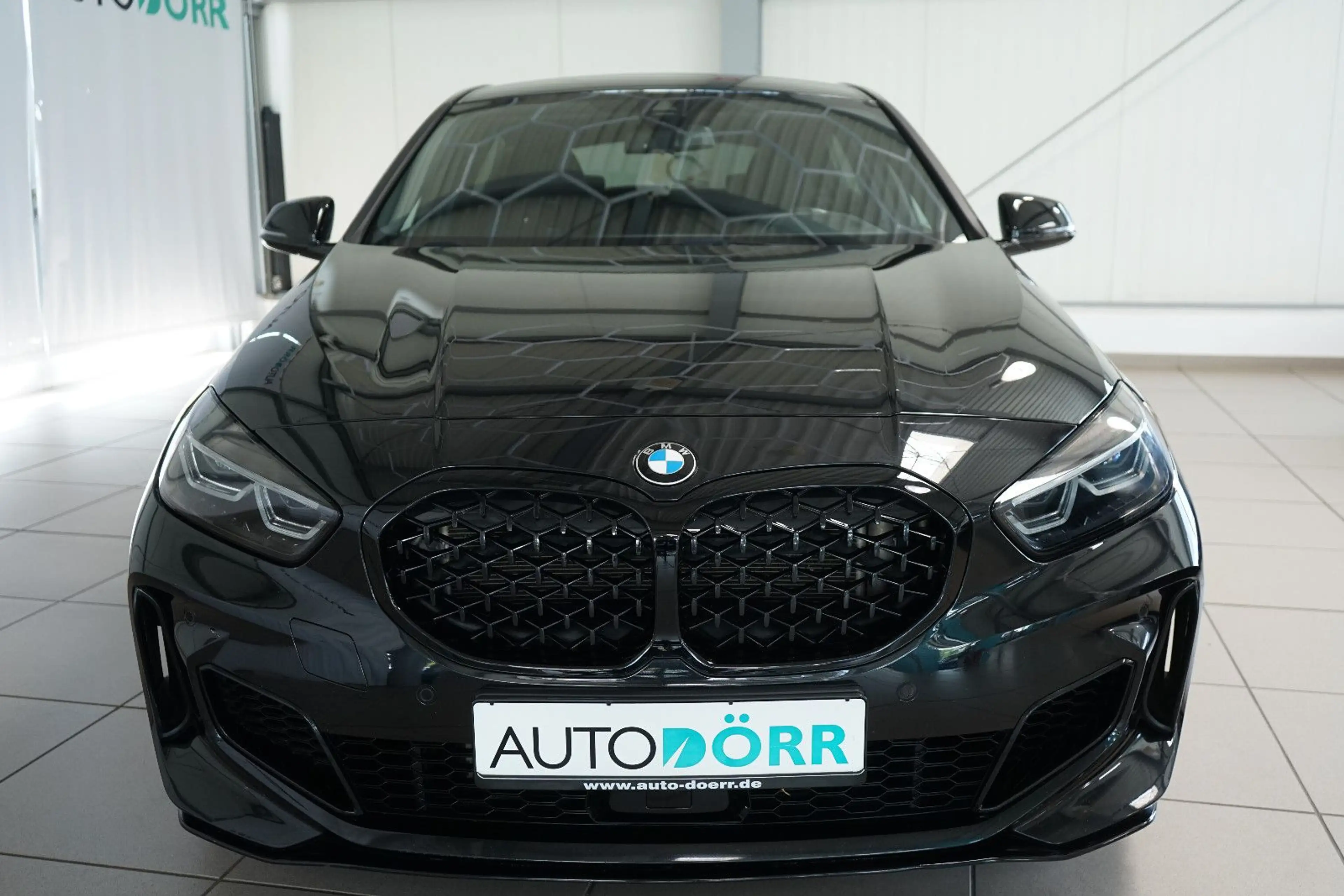 BMW 135 i xDrive 19"+HUD+Kamera+ACC+HarmanKardon+SHZ — photo 7