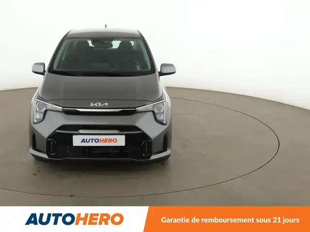 Kia Picanto view 9