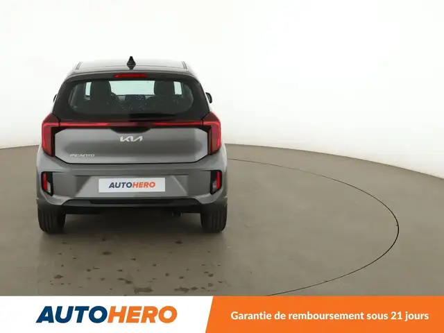 Kia Picanto view 5