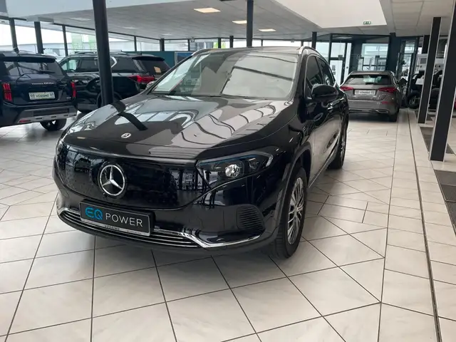 Mercedes-Benz EQA 300 4Matic Pro. ADV Plus *Pano *AHK *Memory *360