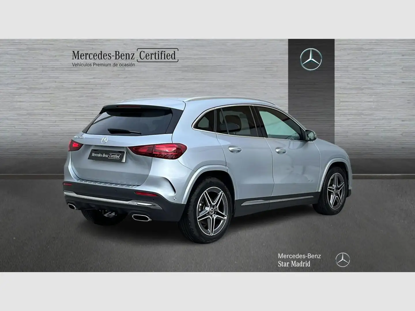 Mercedes-Benz GLA 200 D Plateado - 2