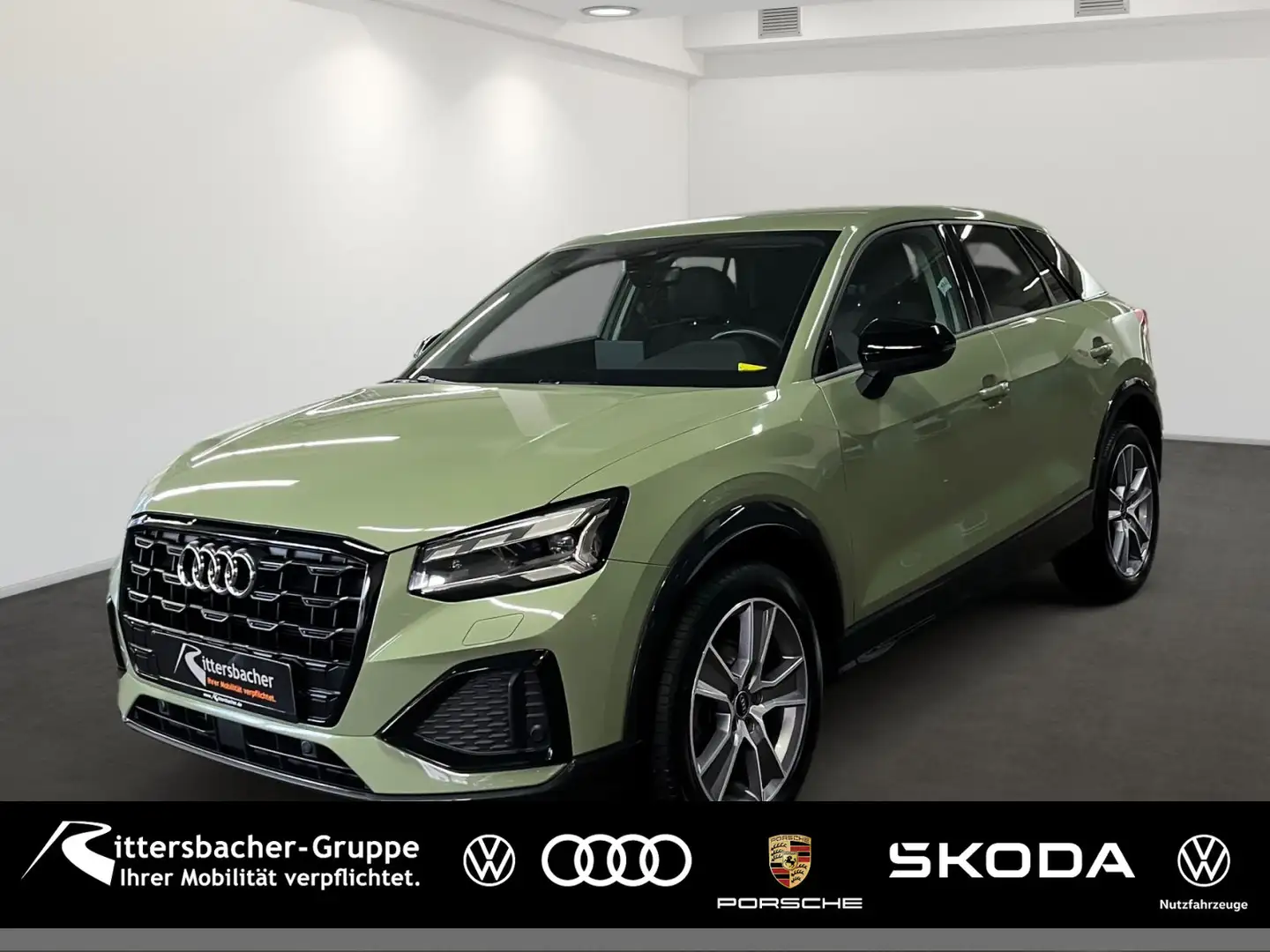 Audi Q2 advanced 30 TFSI Matrix LED Audi Sound DAB Grün - 1