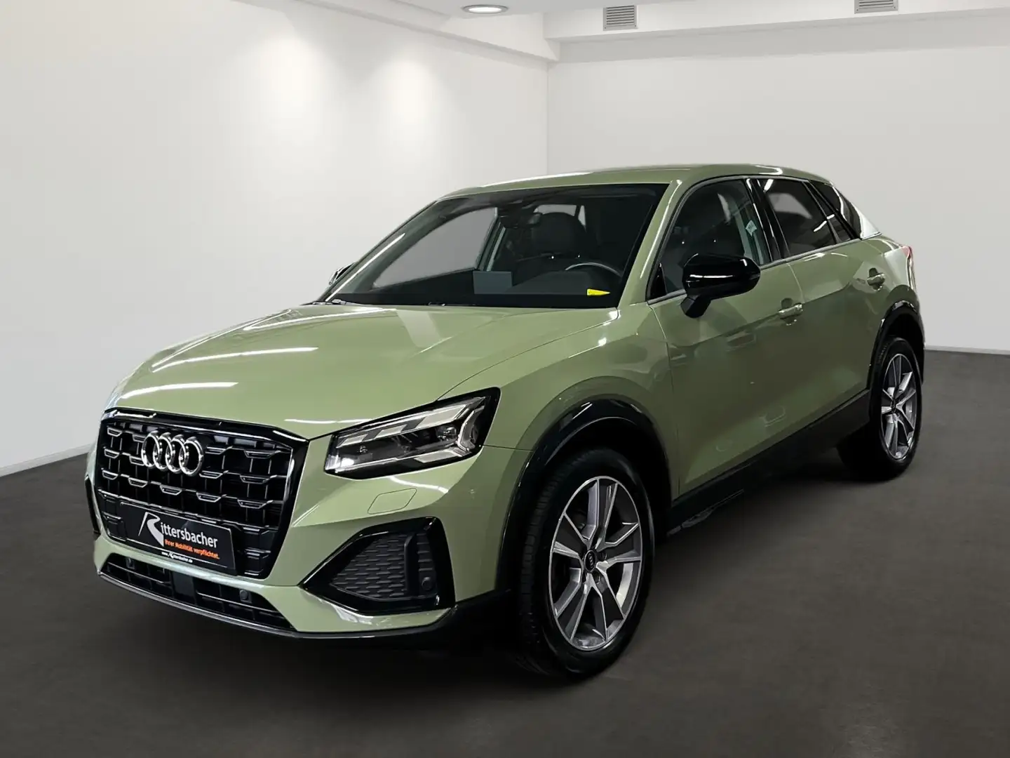 Audi Q2 advanced 30 TFSI Matrix LED Audi Sound DAB Grün - 2