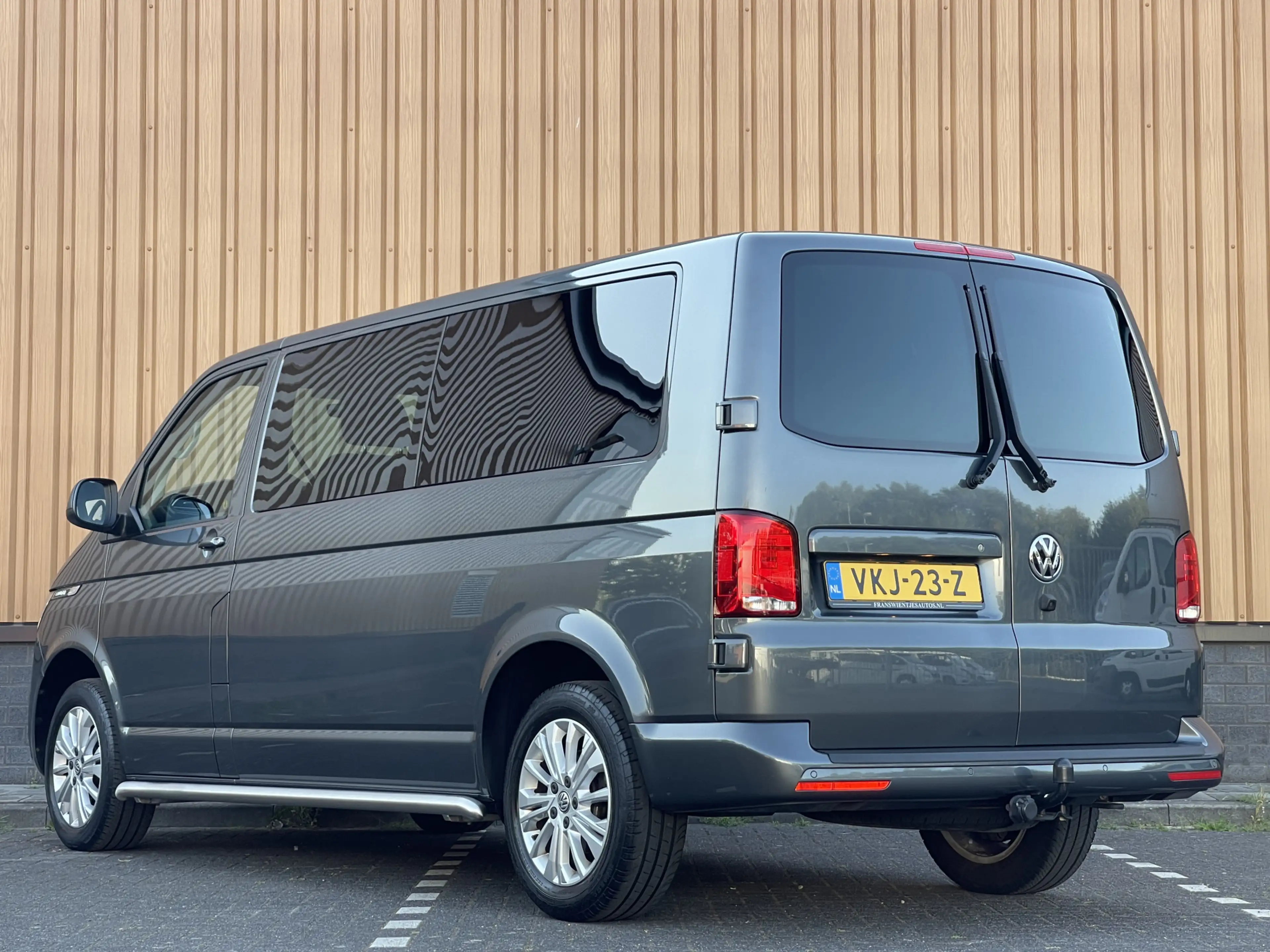 Volkswagen T6.1 Transporter 2.0 TDI L2H1 30 DC | Bulli | Bear Lock | Apple Car — photo 7