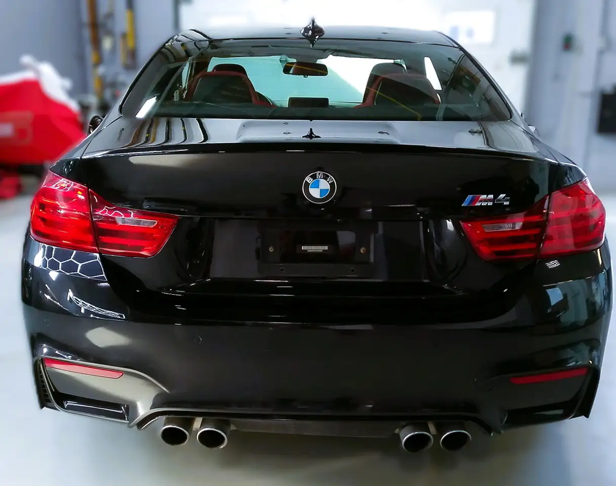 BMW M4 photo BMW M4