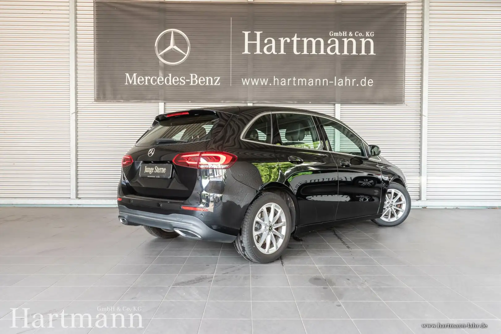 Mercedes-Benz B 200 B 200 Progressive 7G AHK MBUX LED SHZ Klima Autom. Schwarz - 2