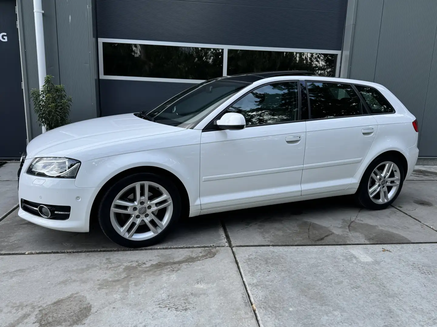 Audi A3 Sportback 1.4 TFSI 125PK H6 S-line Attraction Pro White - 2