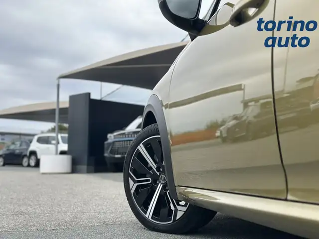 Lancia Ypsilon view 10