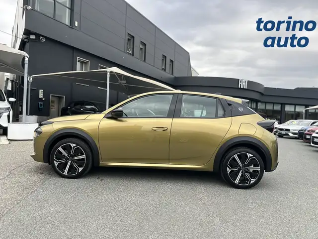 Lancia Ypsilon view 4