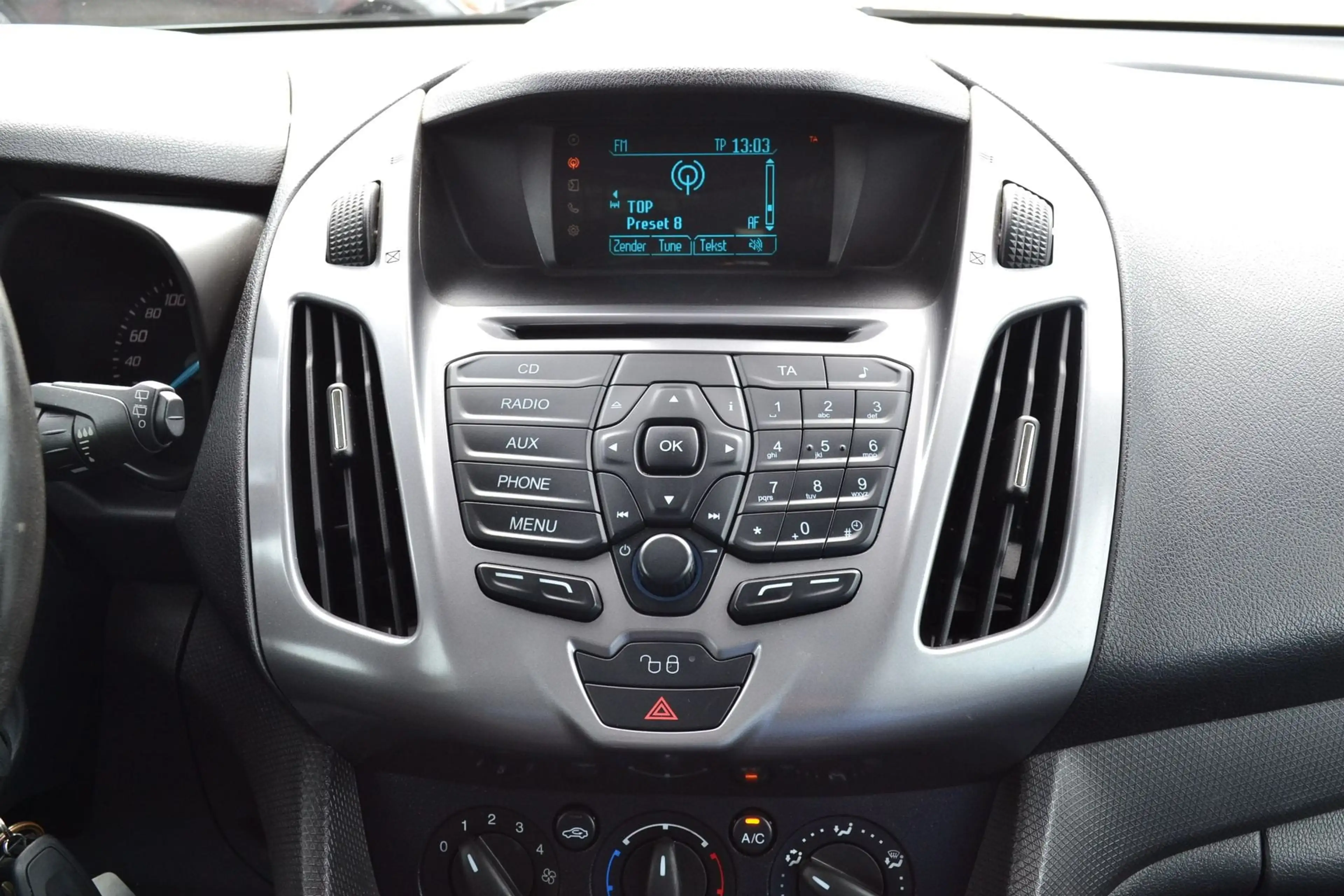 Ford Transit Connect Trend L1 1.5 TDCI - 10.000 euro + BTW — photo 14