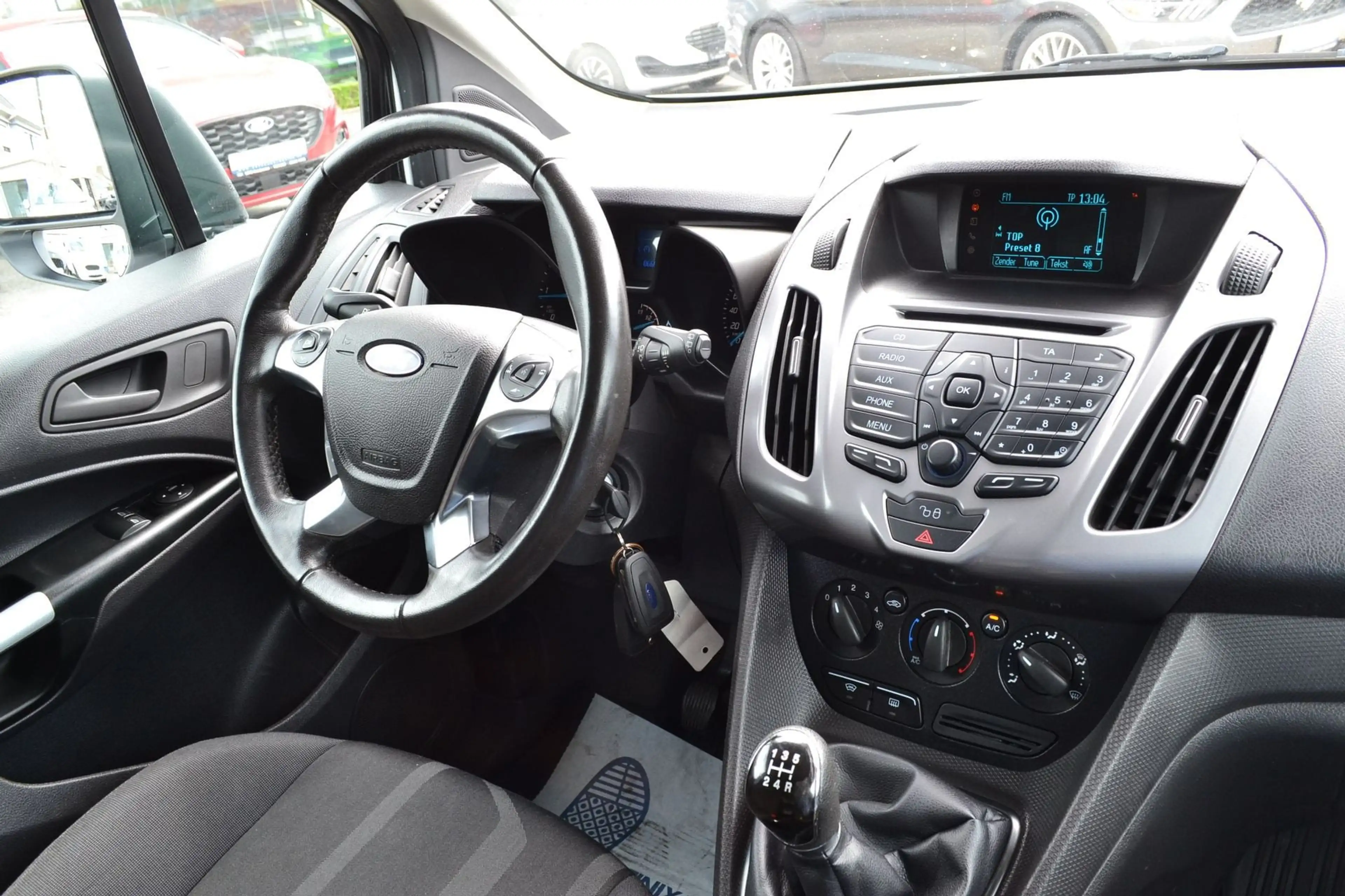 Ford Transit Connect Trend L1 1.5 TDCI - 10.000 euro + BTW — photo 11