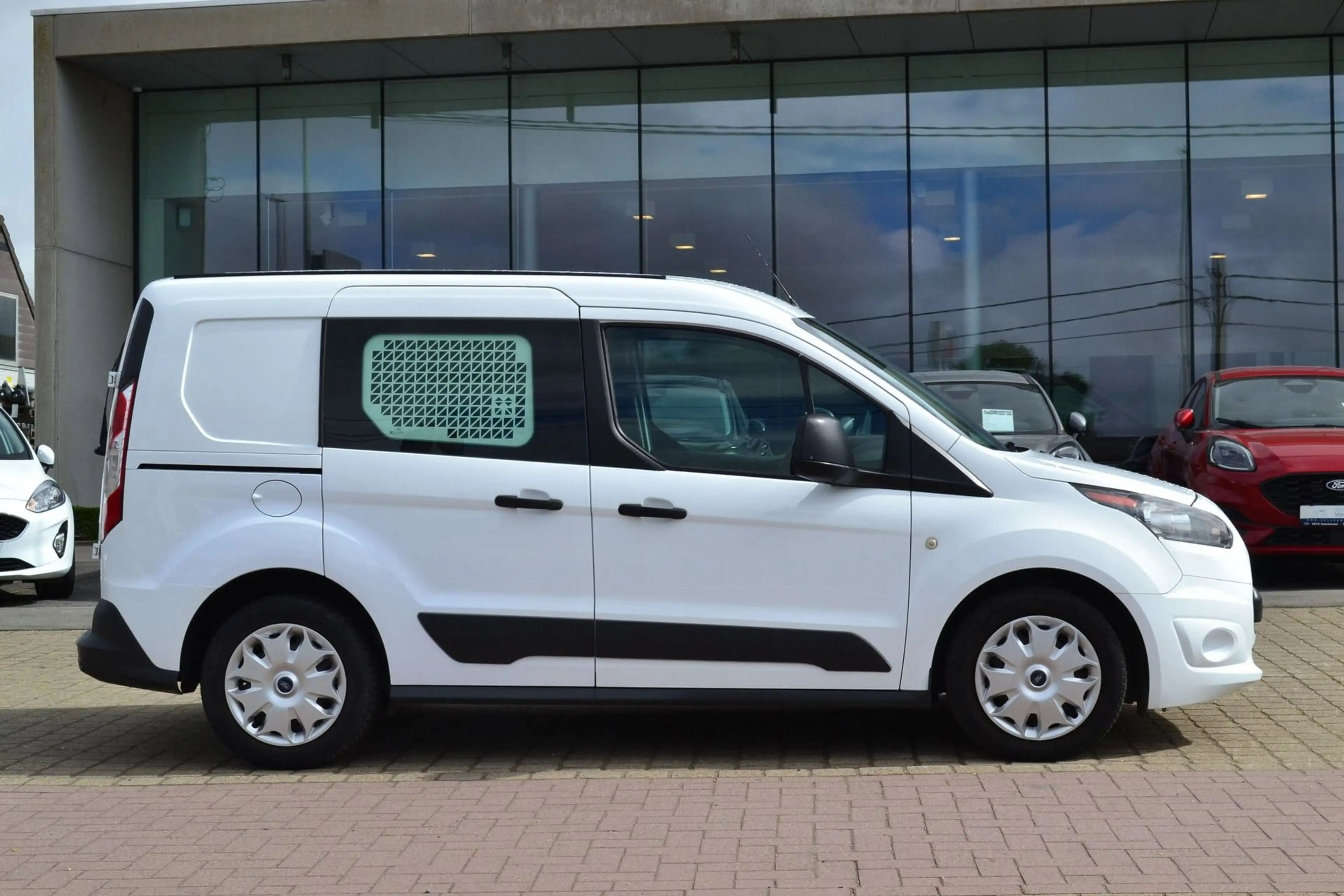 Ford Transit Connect Trend L1 1.5 TDCI - 10.000 euro + BTW — photo 9