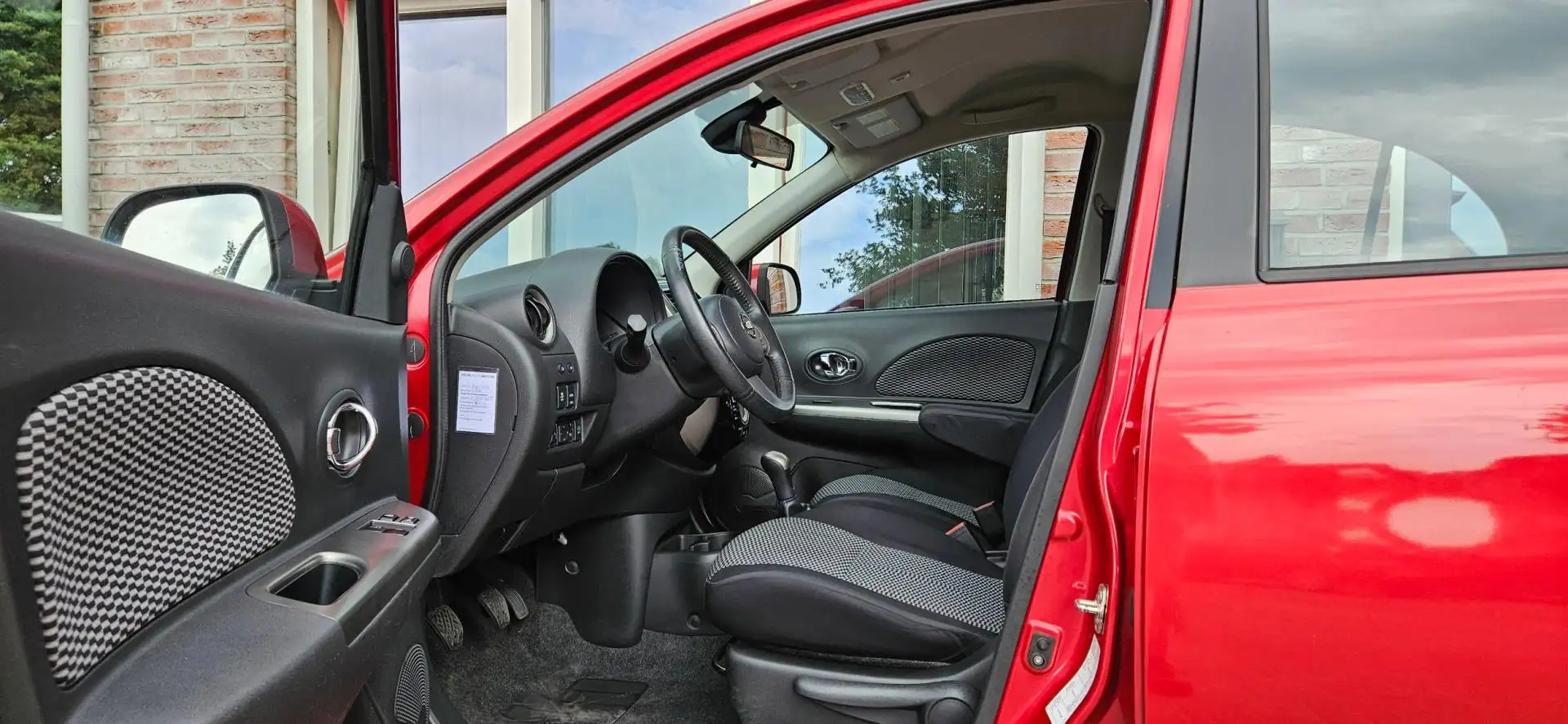 Nissan Micra 1.2 DIG-S Connect Edition Airco/Clima! Cruise Cont Rood - 2