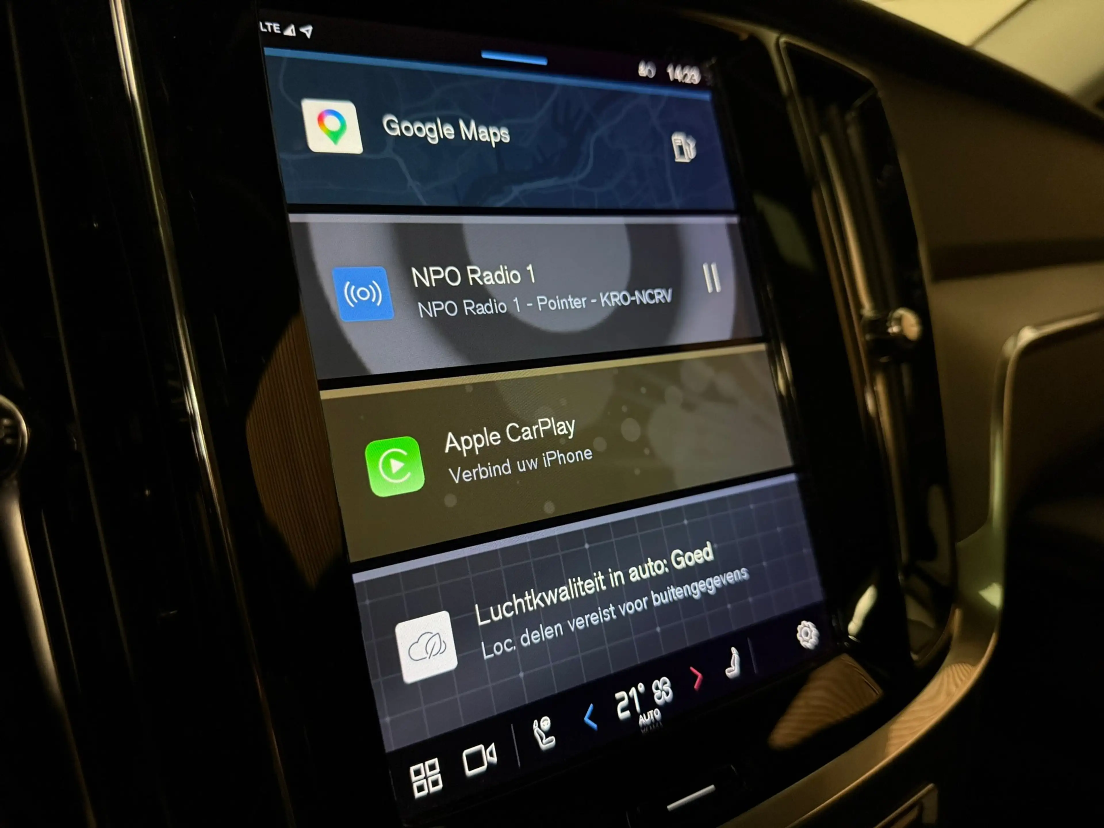 Volvo V60 B4 Plus Dark | Schuifdak | Trekhaak | Adaptieve Cr — photo 24