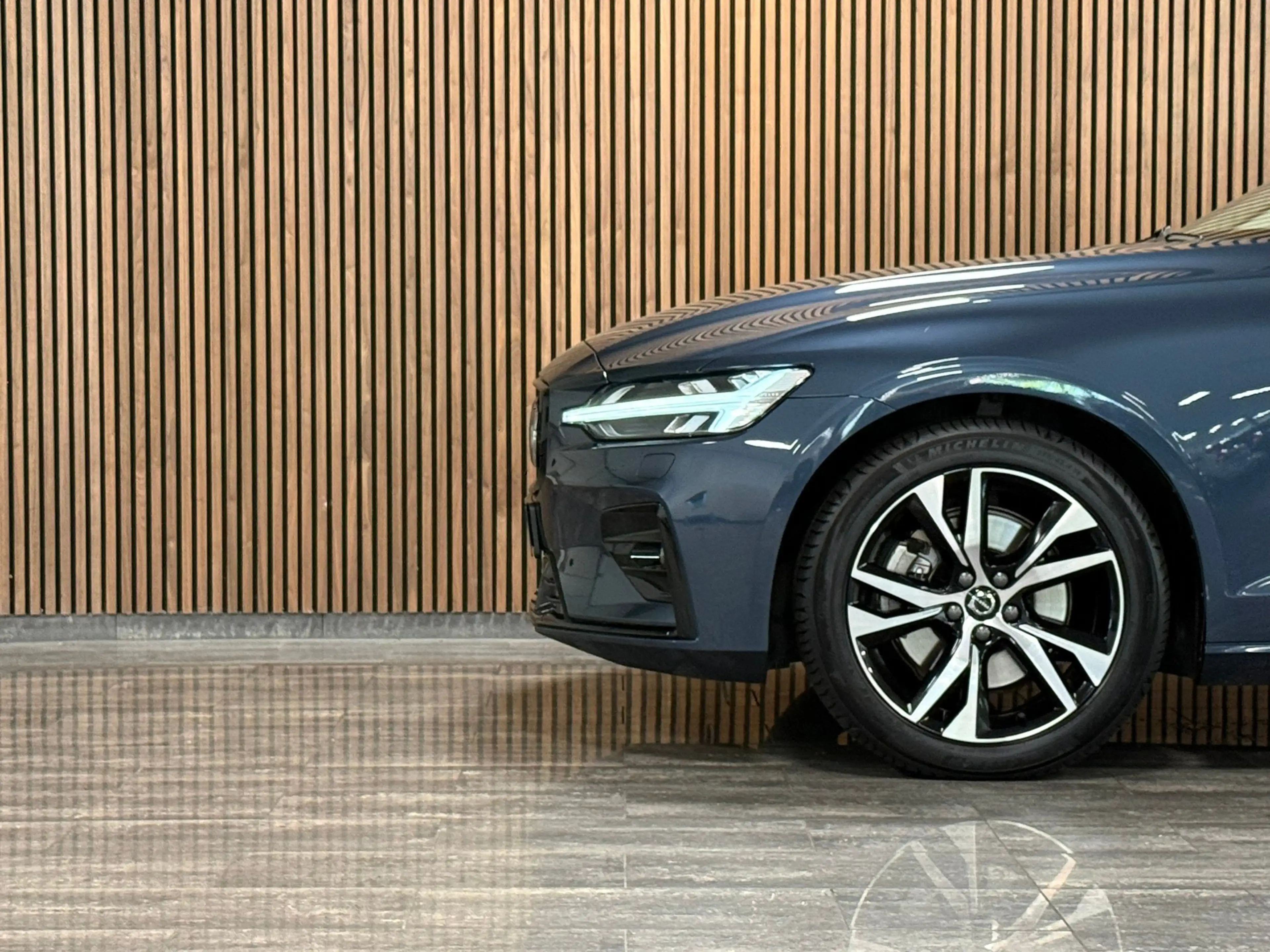 Volvo V60 B4 Plus Dark | Schuifdak | Trekhaak | Adaptieve Cr — photo 6