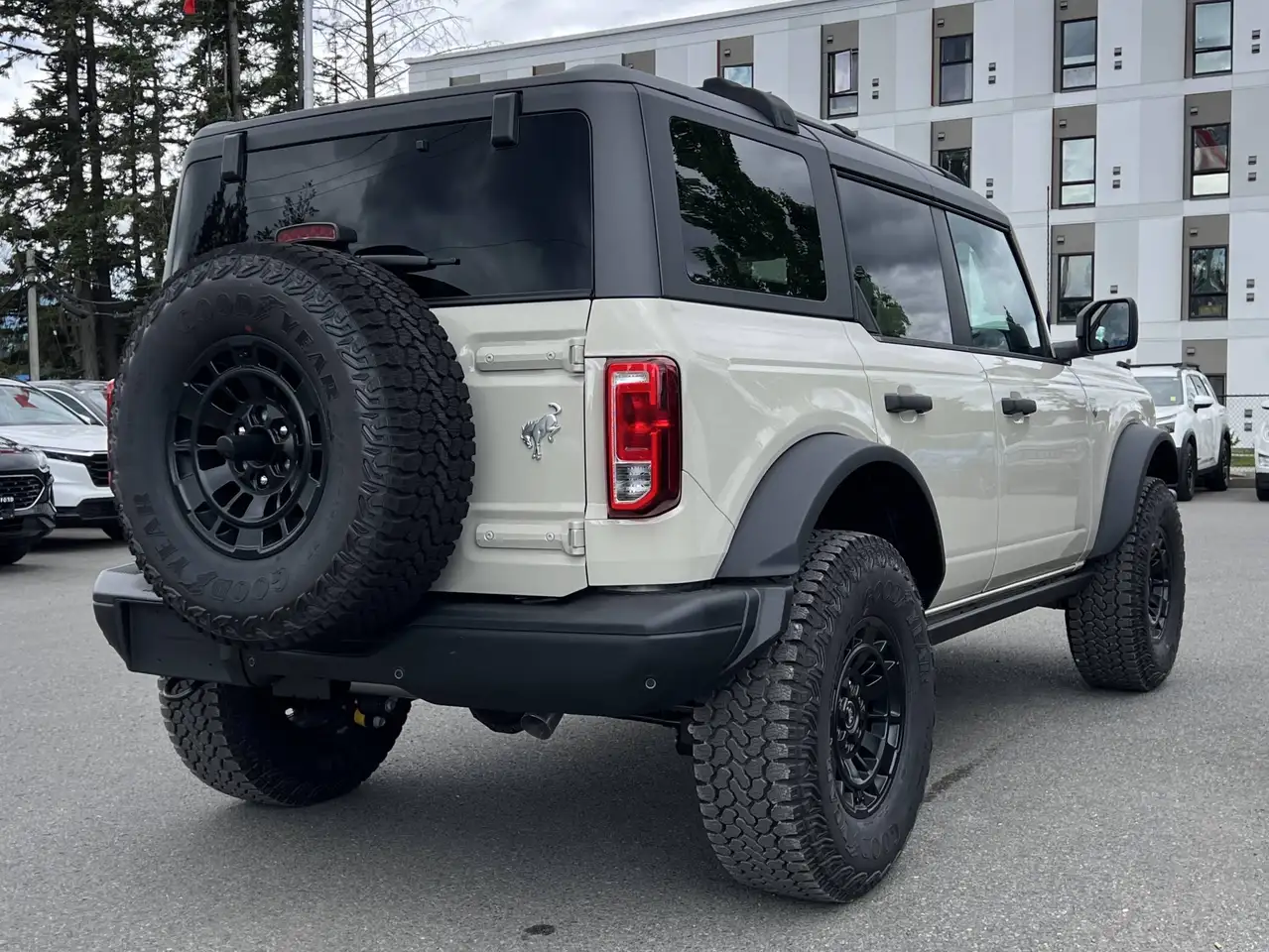 Ford Bronco снимка Ford Bronco