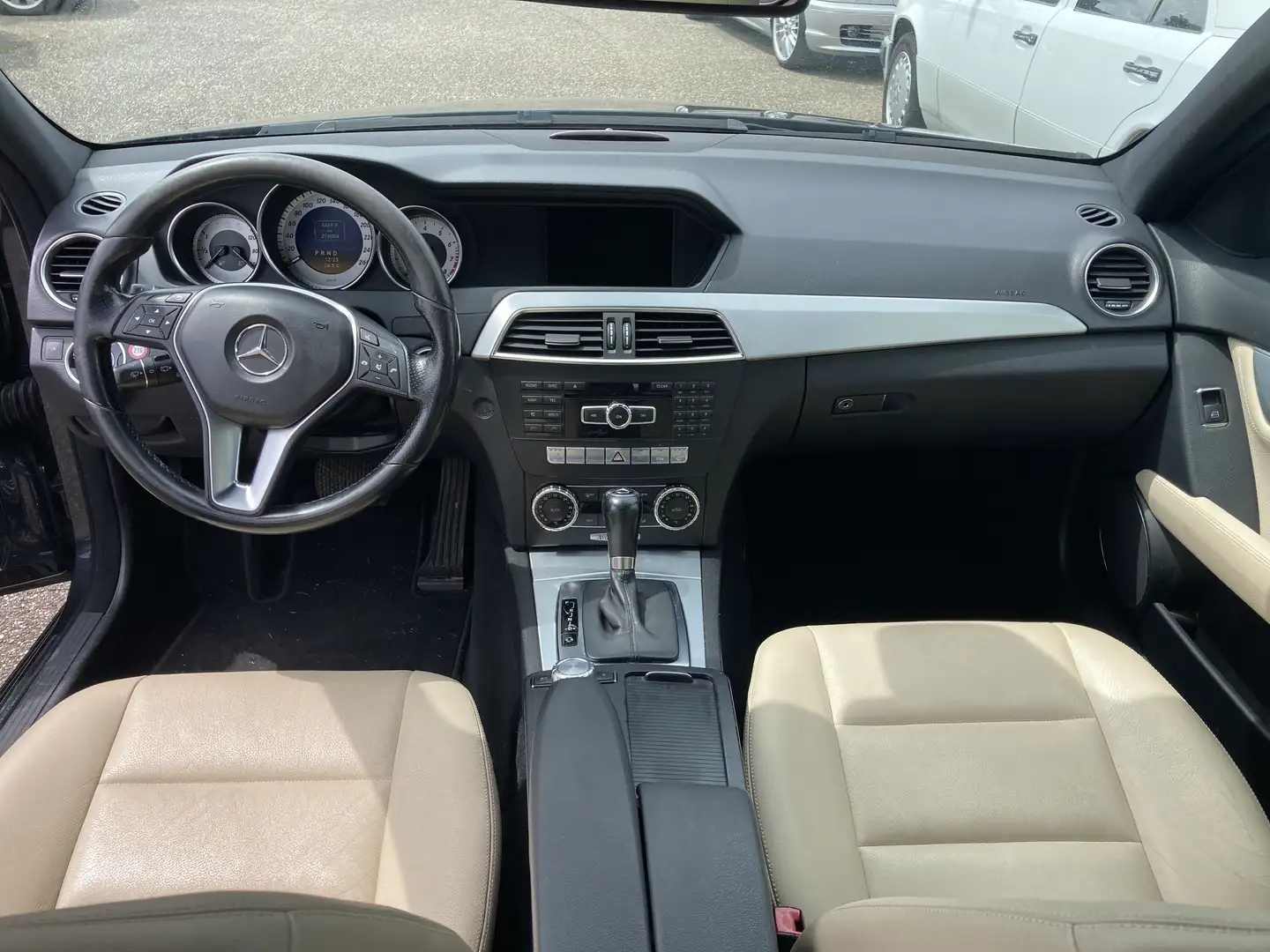 Mercedes-Benz C 350 T (BlueEFFICIENCY) 7G-TRONIC Avantgarde Zwart - 1