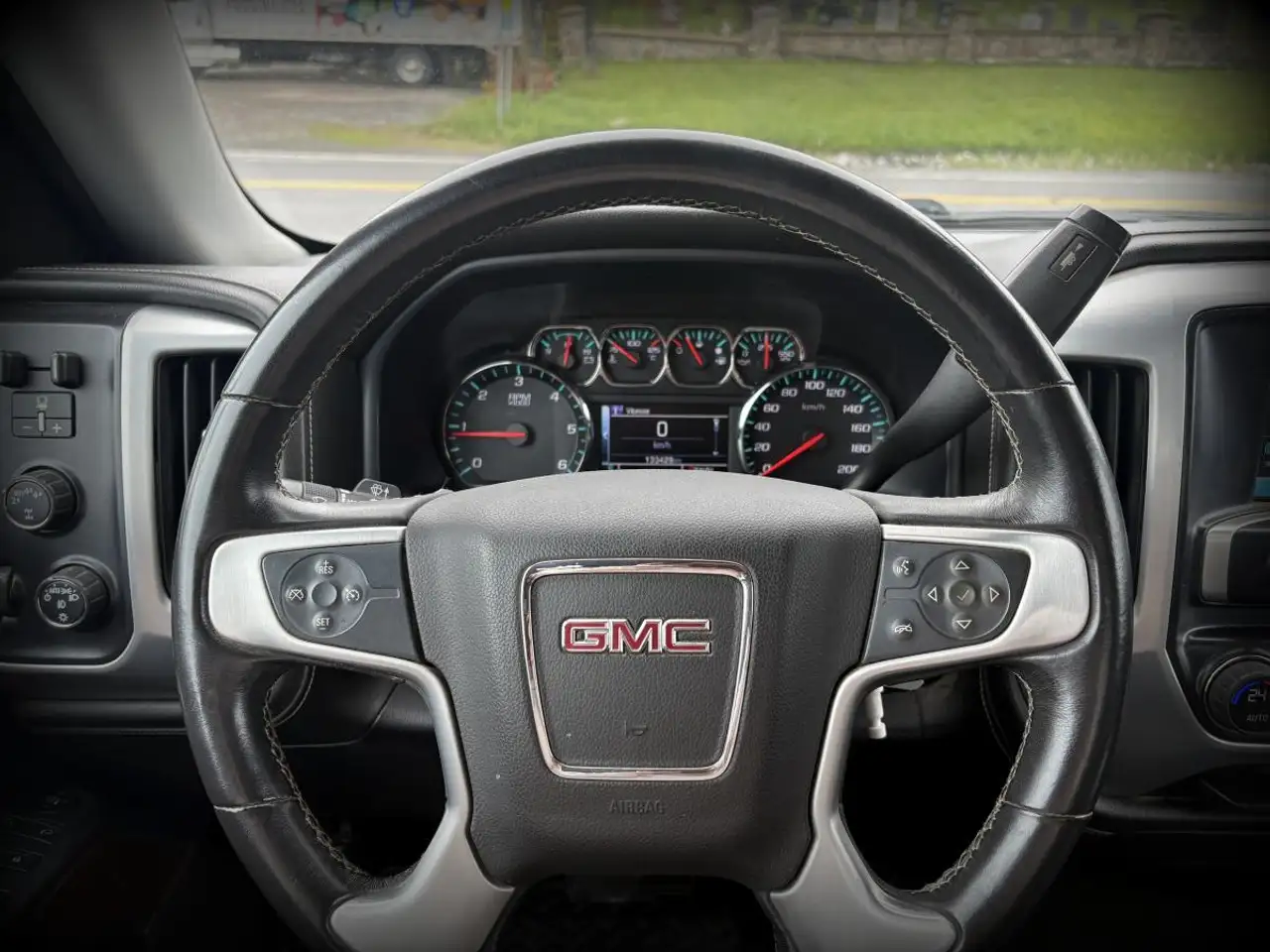GMC Sierra 1500 fotografie GMC Sierra 1500