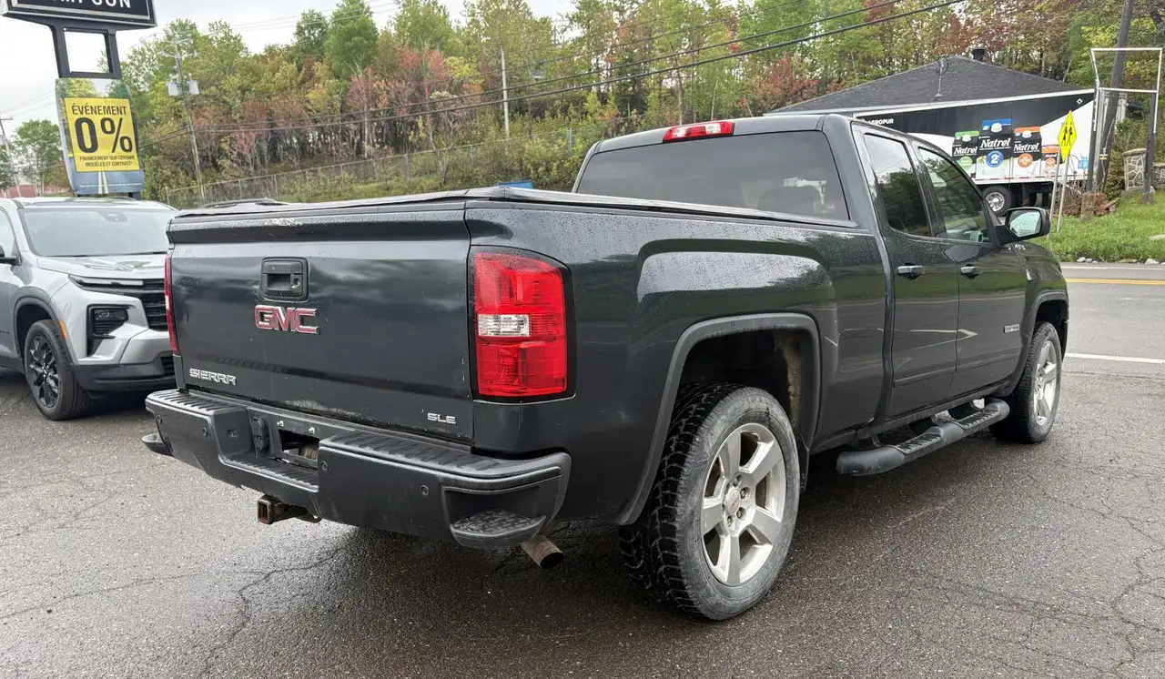 GMC Sierra 1500 fotografie GMC Sierra 1500