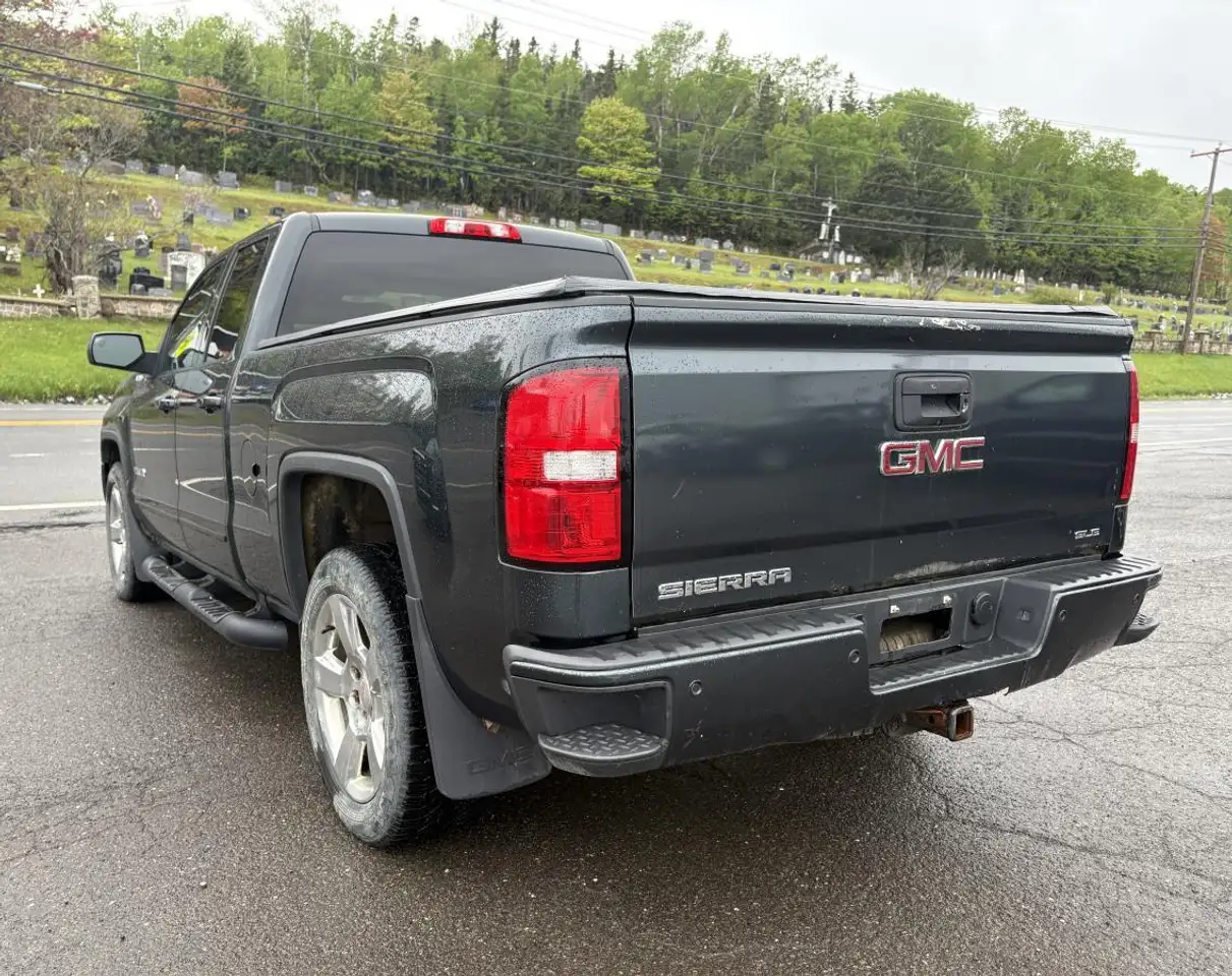 GMC Sierra 1500 fotografie GMC Sierra 1500