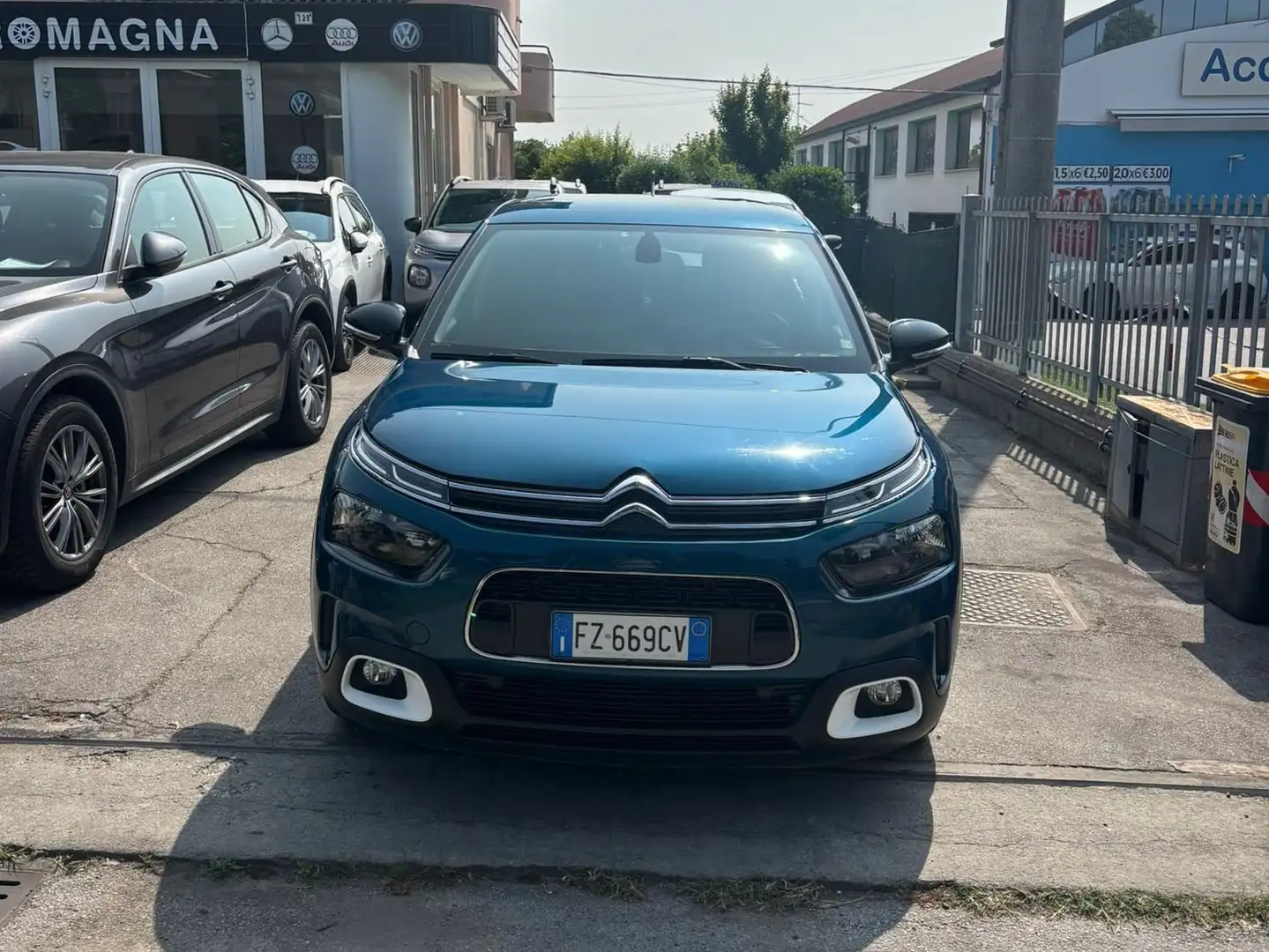 Citroen C4 C4 Cactus 1.2 puretech Shine s NESSUN VINCOLO Blu/Azzurro - 1