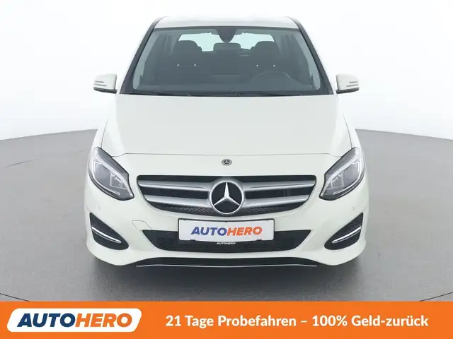 Mercedes-Benz B-Class view 9