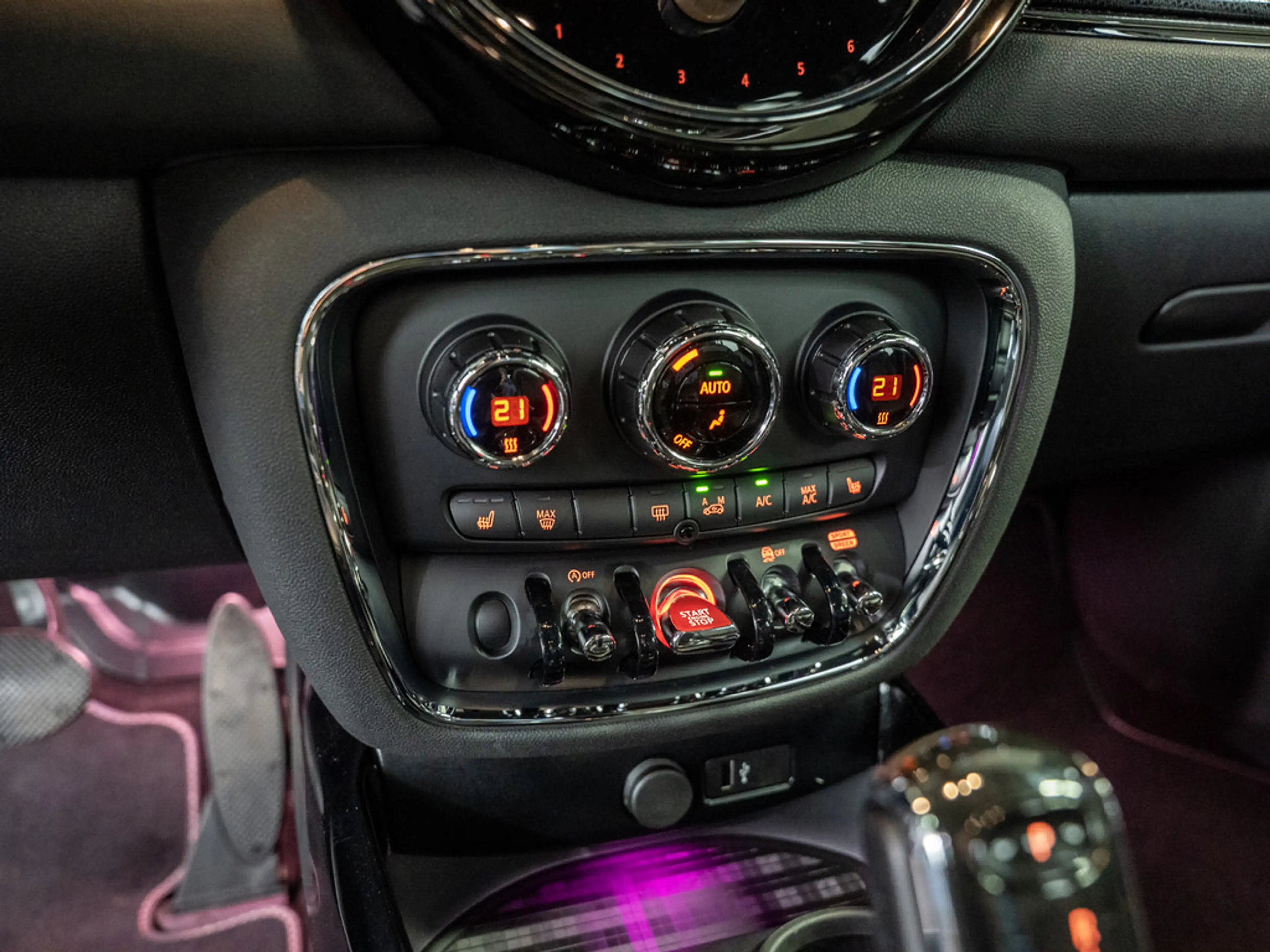 MINI Cooper Clubman — photo 15