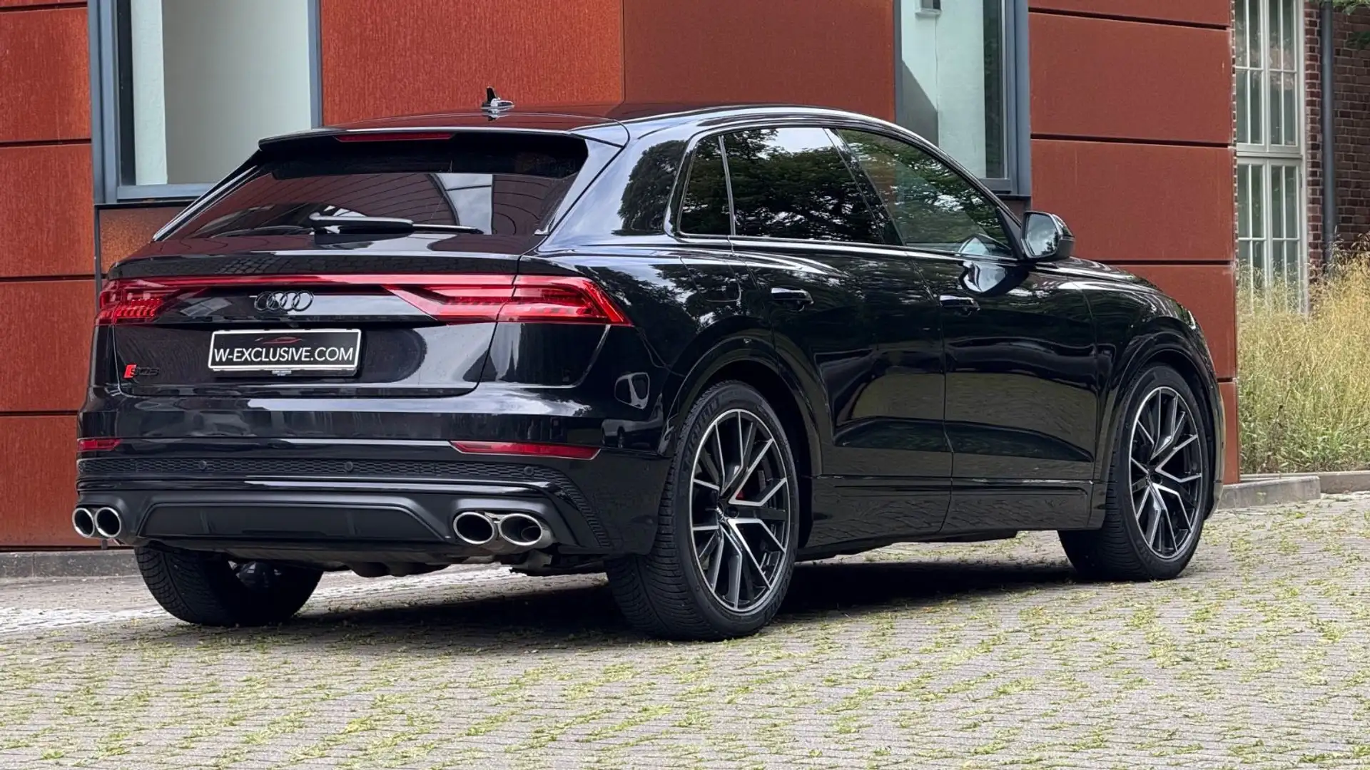 Audi SQ8 4.0 TFSI B&O,AHK,4WLenk,MATRIX,360CAM Czarny - 2