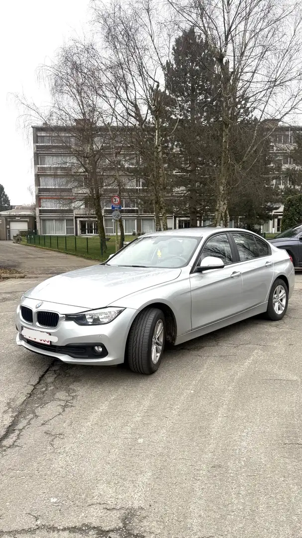 BMW 318 318d GT Luxury Line - 1