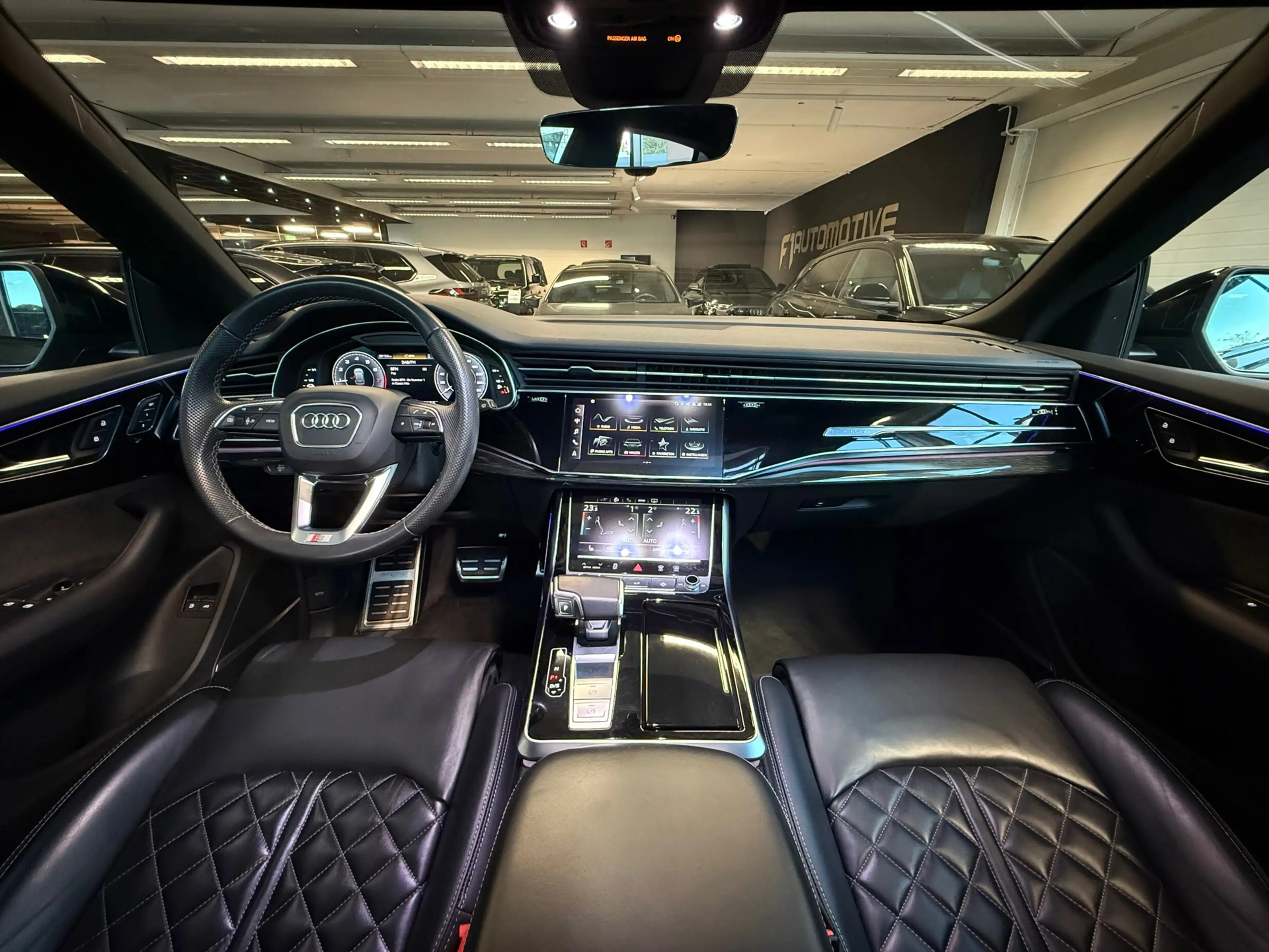 Audi Q8 60 TFSI e quattro S Line Pano|RS Seat|B&O|Trekhaak — photo 2