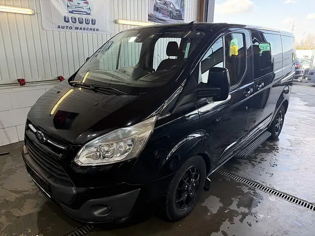 Ford Tourneo Custom L1H1 Limited 2,2 TDCi