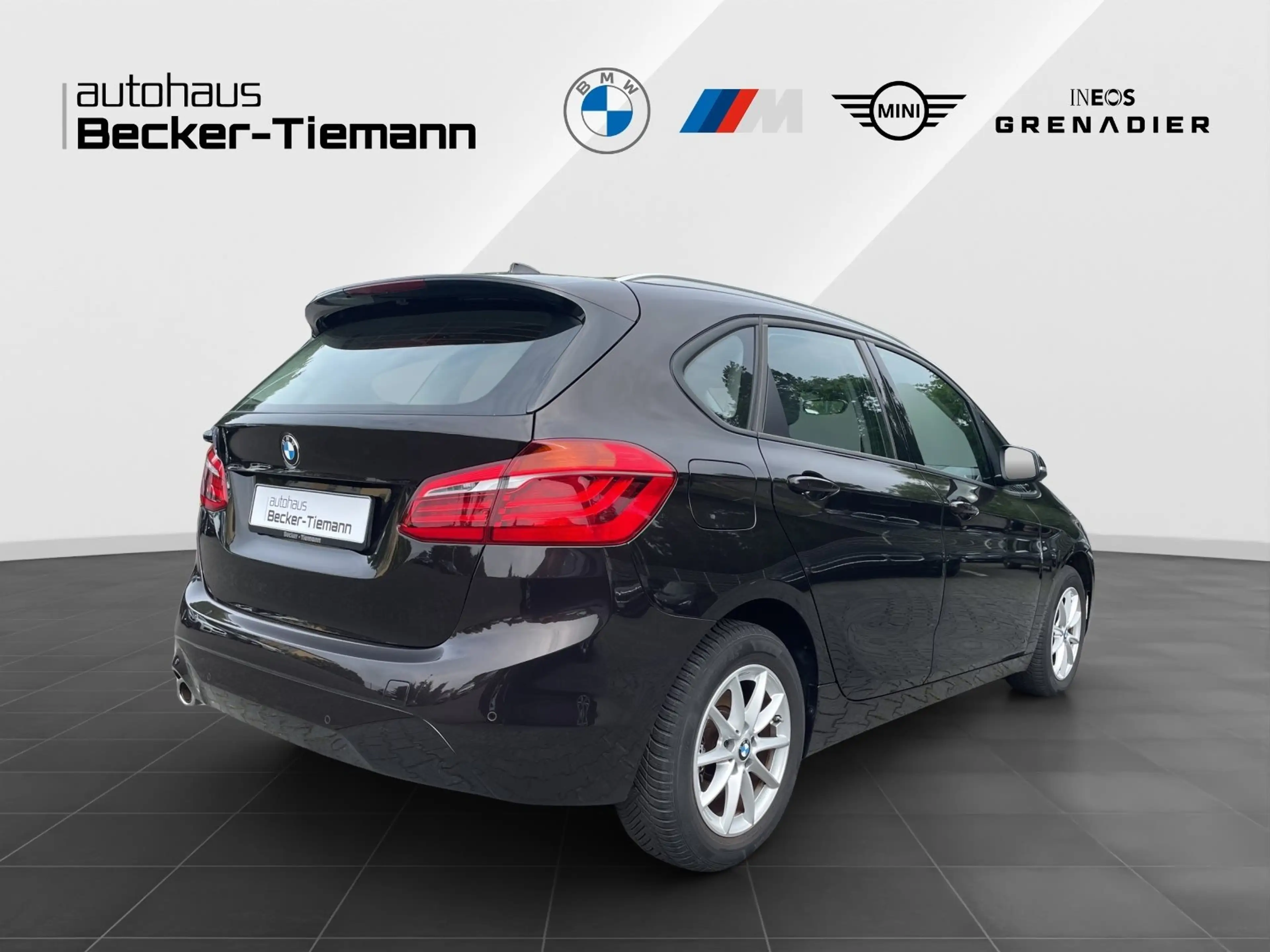 BMW 216 i Active Tourer/ Advantage/ LED Scheinwrf./ SHZ/ P — photo 5